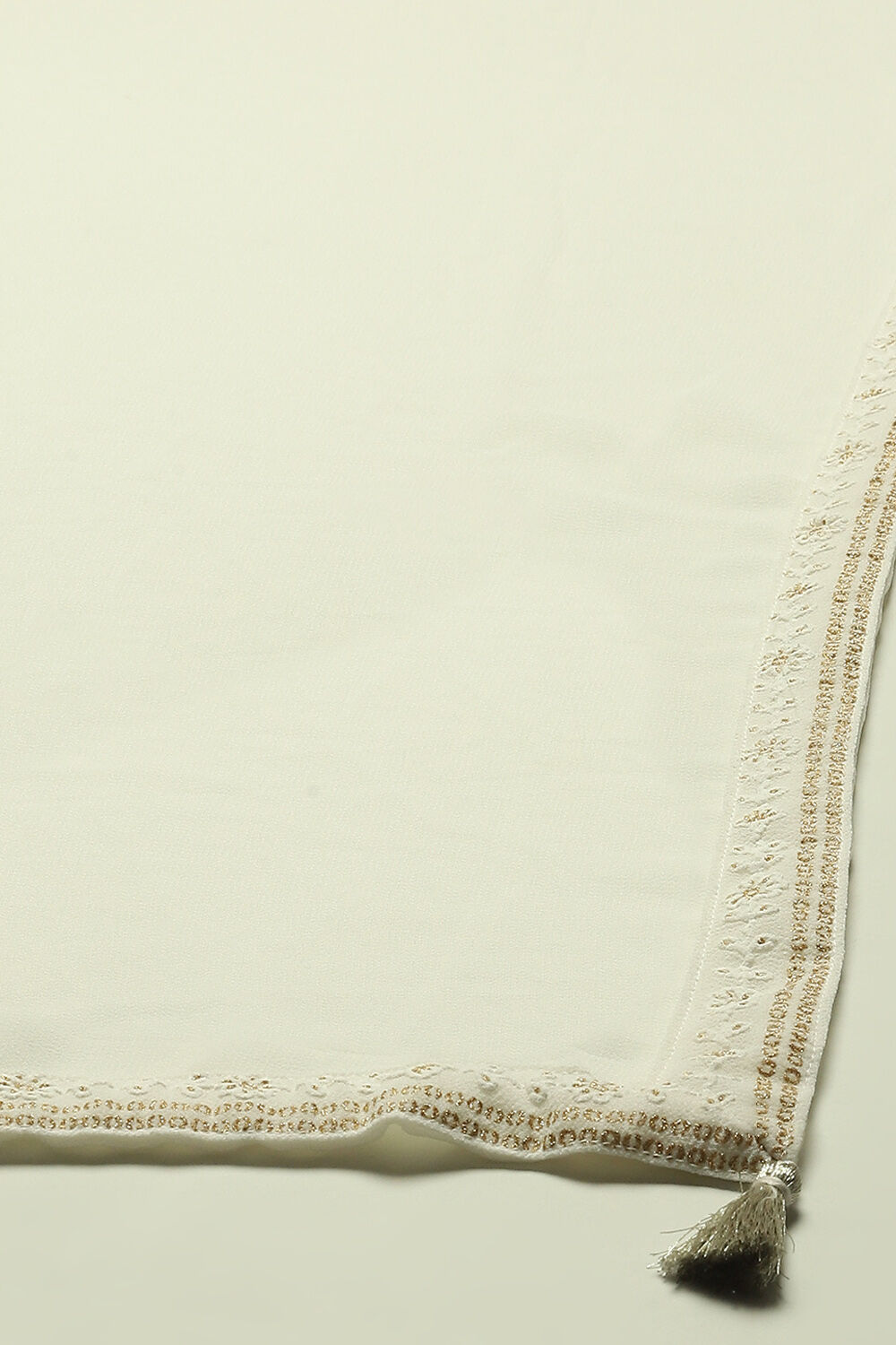 White Poly Georgette Solid Dupatta image number 1