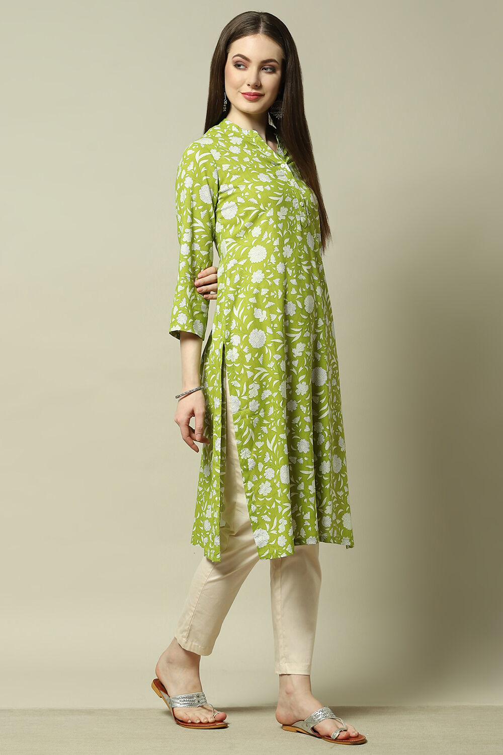 Green Floral Printed Straight Kurta image number 4