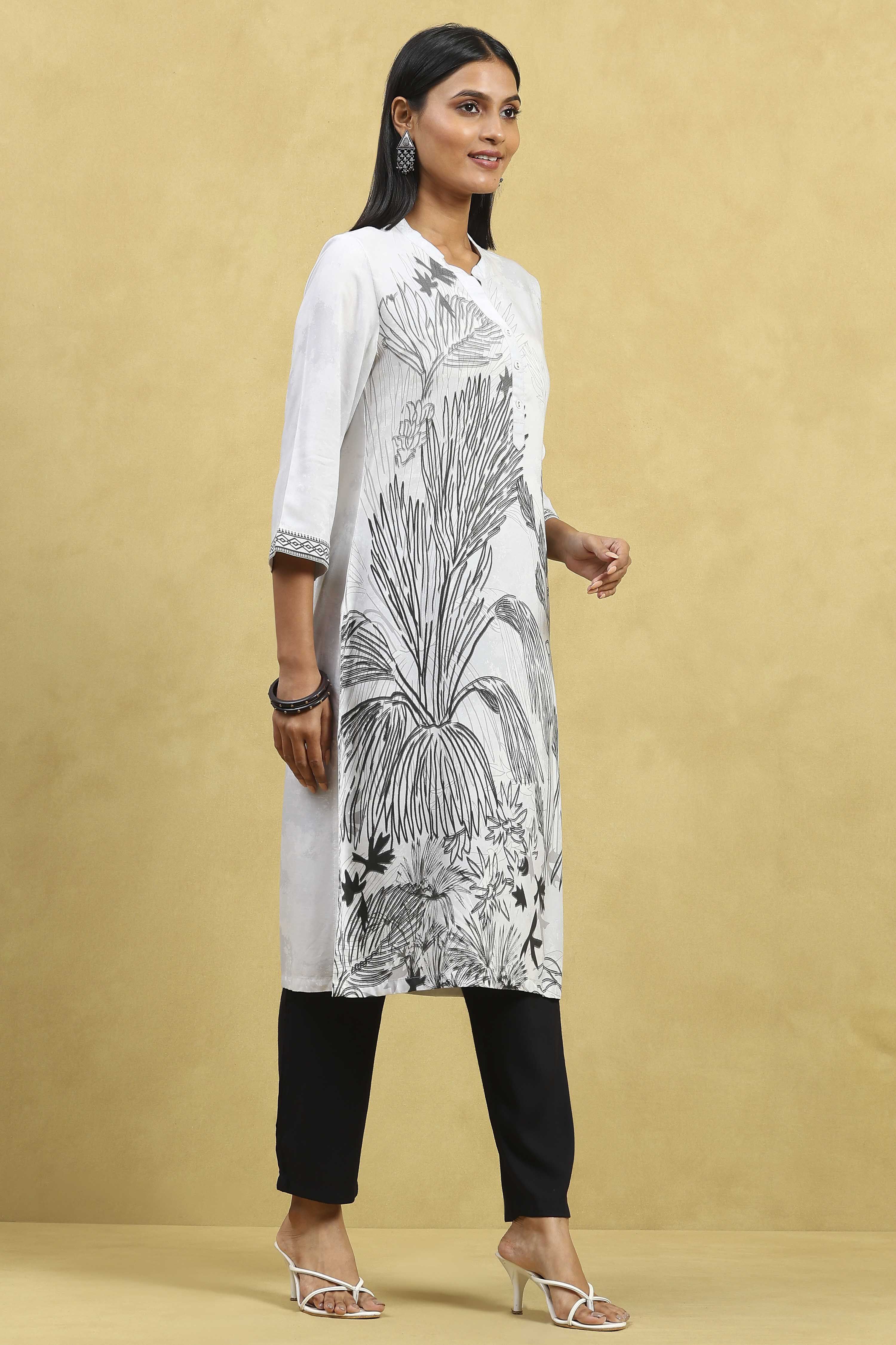 Off White Viscose Rayon Printed Straight Kurta image number 4