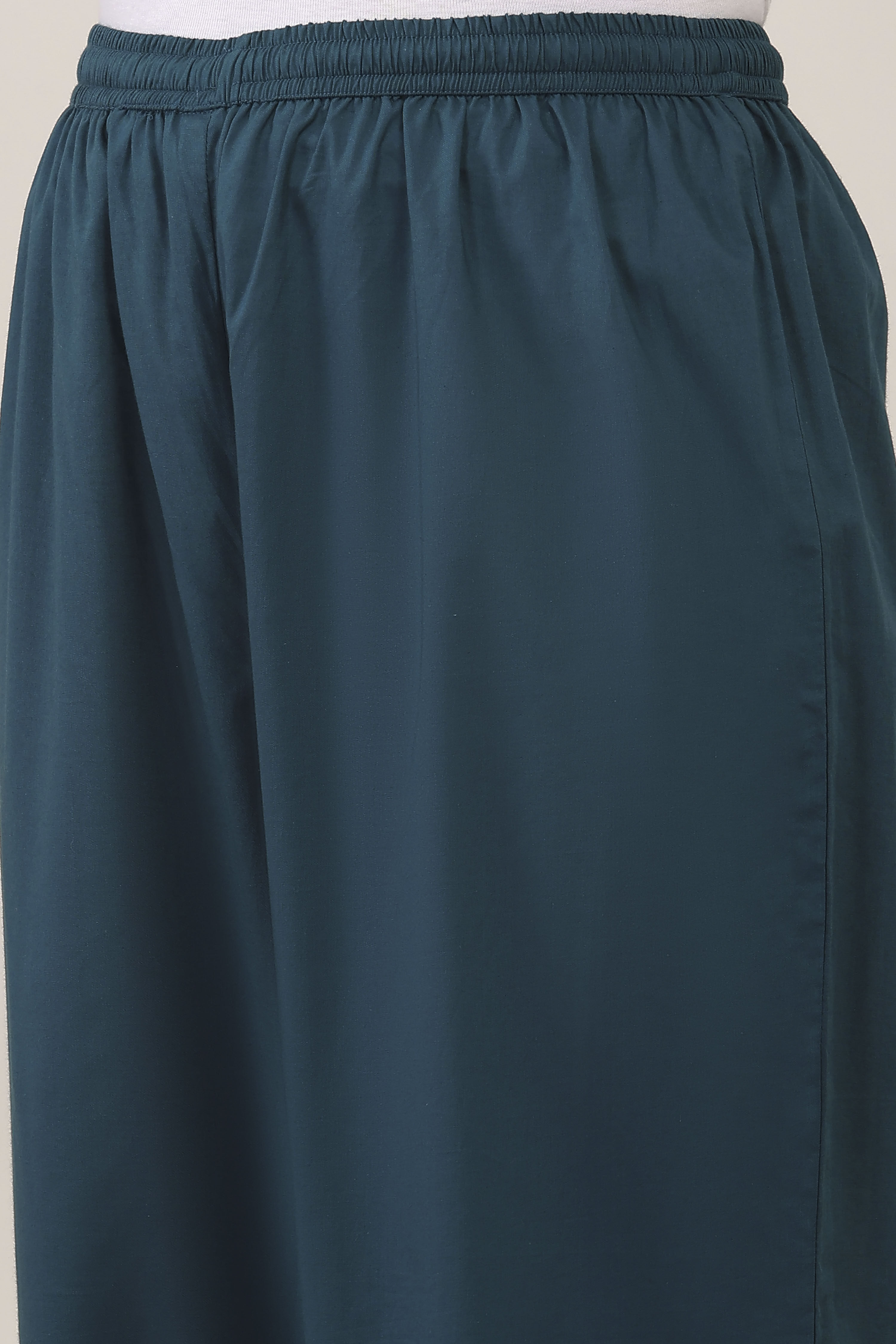 Green Cotton Kurta Pants Set image number 2