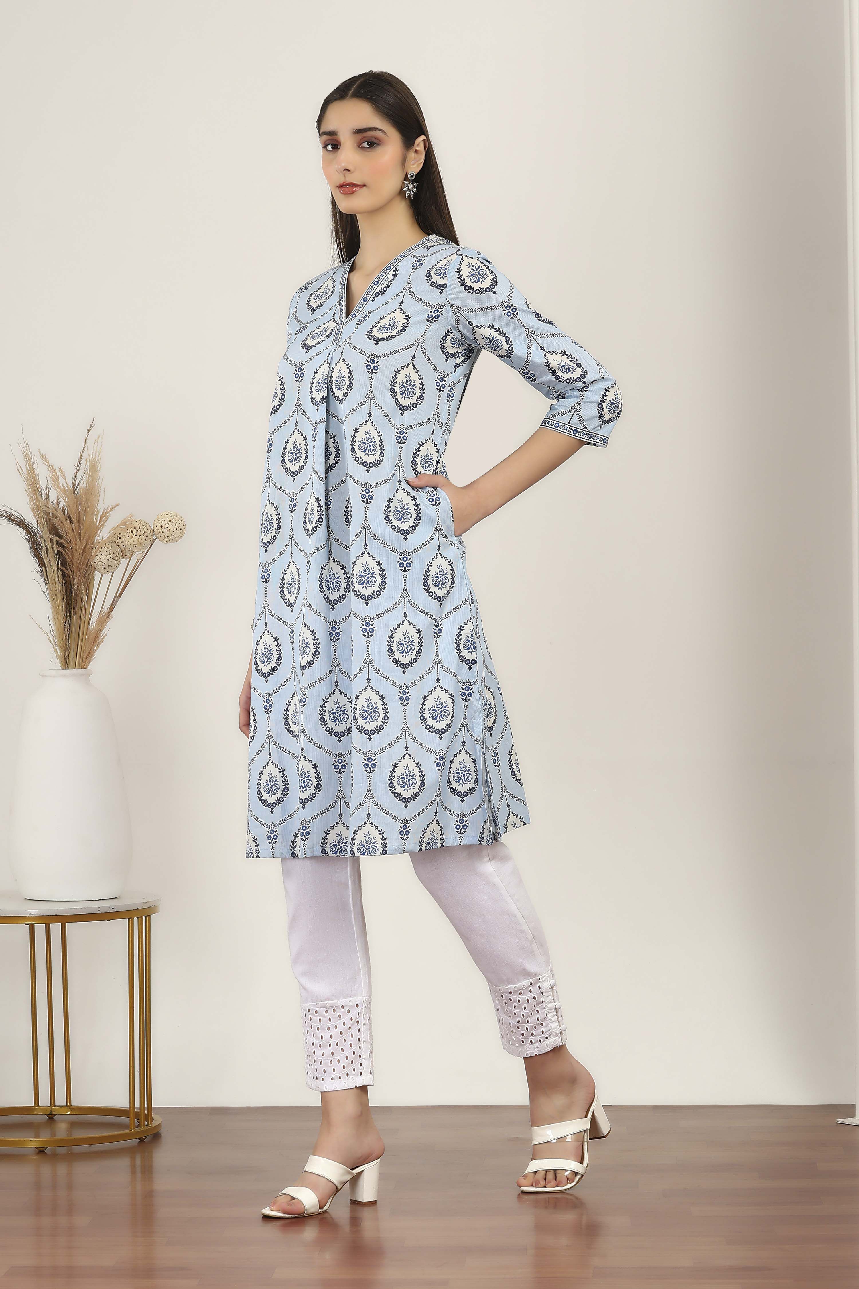 Blue Cotton Straight Kurtas image number 2