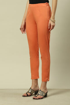 Peach Poplin Lycra Slim Solid Slim Pants image number 2