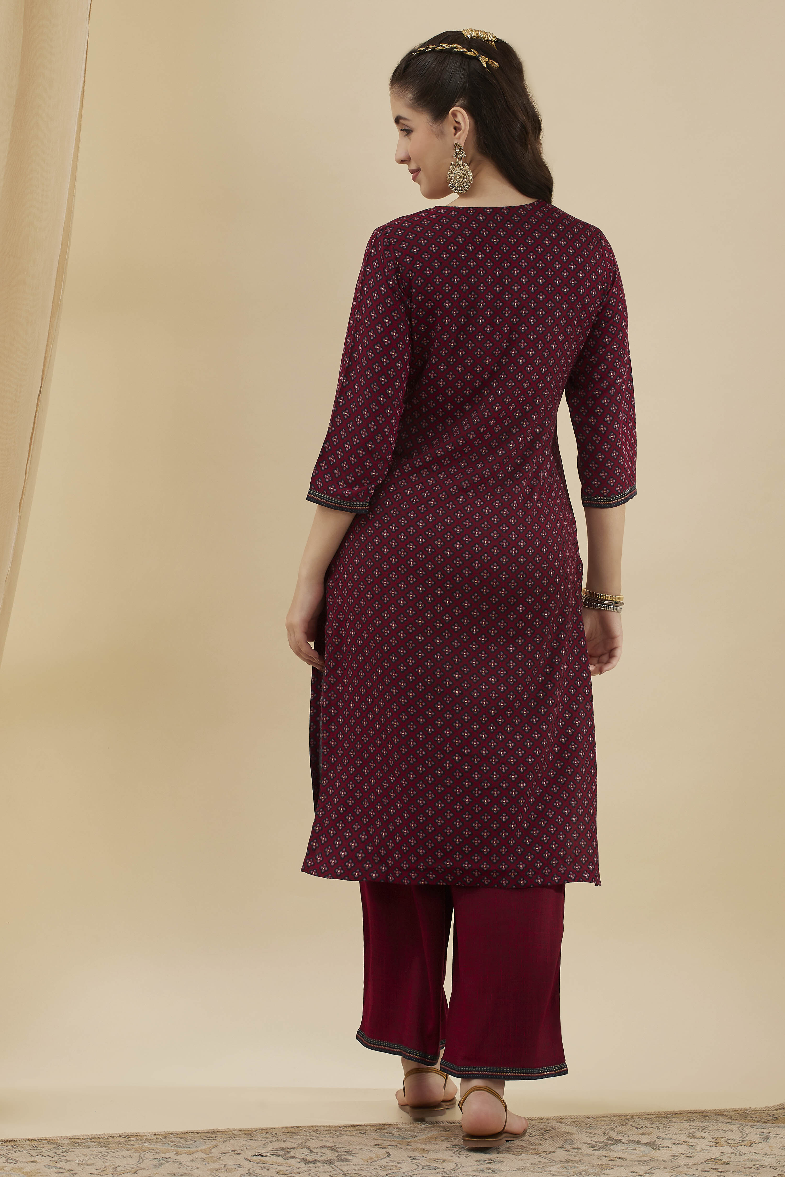 Pink Viscose Blend Straight Printed  image number 5