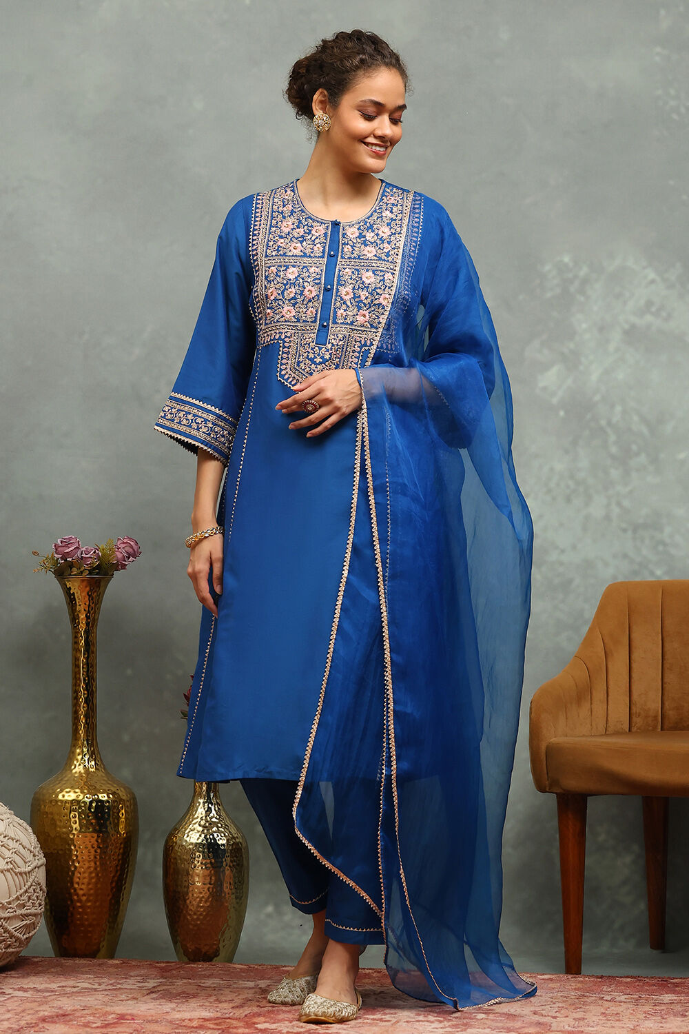Blue Viscose Blend Embroidered Kalidar Suit Set image number 3