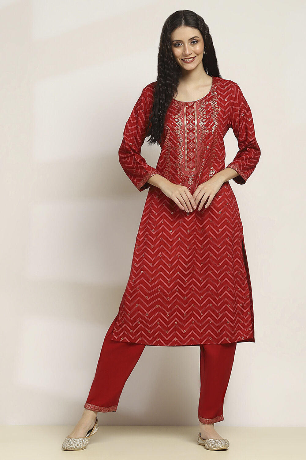 Red Viscose Rayon Printed Straight Kurta Pants Set image number 6