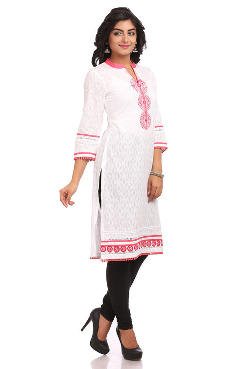 White Straight Cotton Kurta image number 2