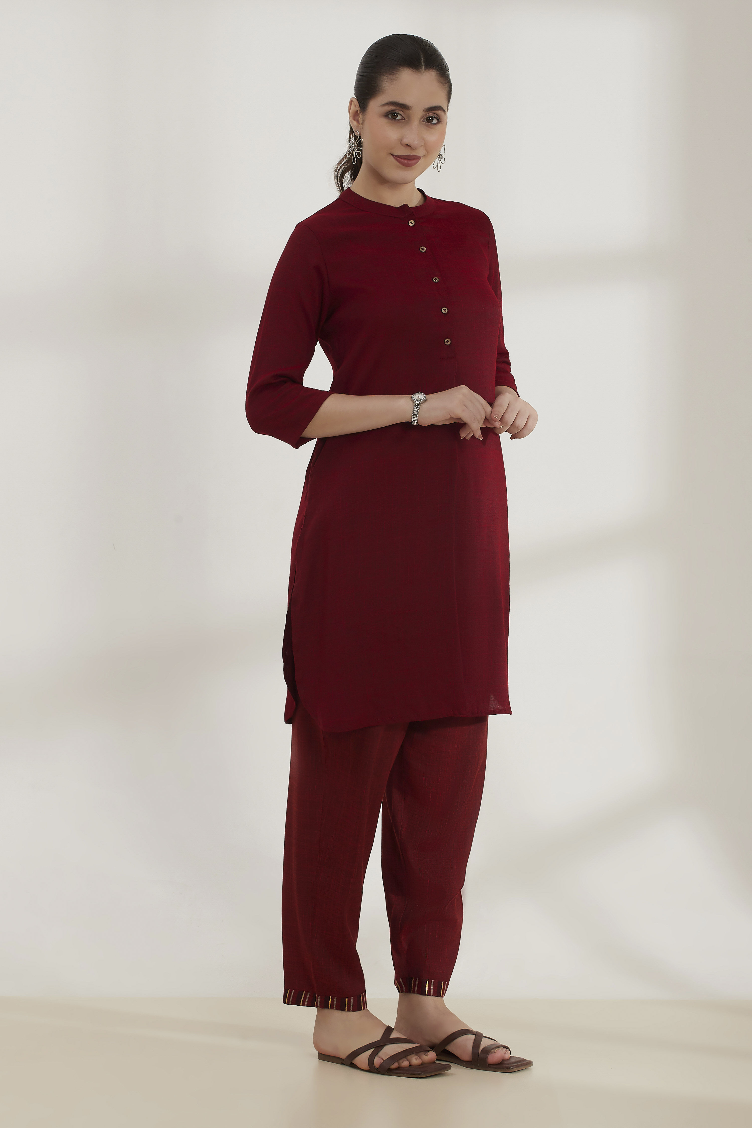 Red Viscose Blend Straight Solid Kurta image number 3