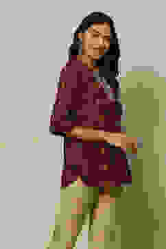 Red Viscose Blend Printed Straight Top image number 4