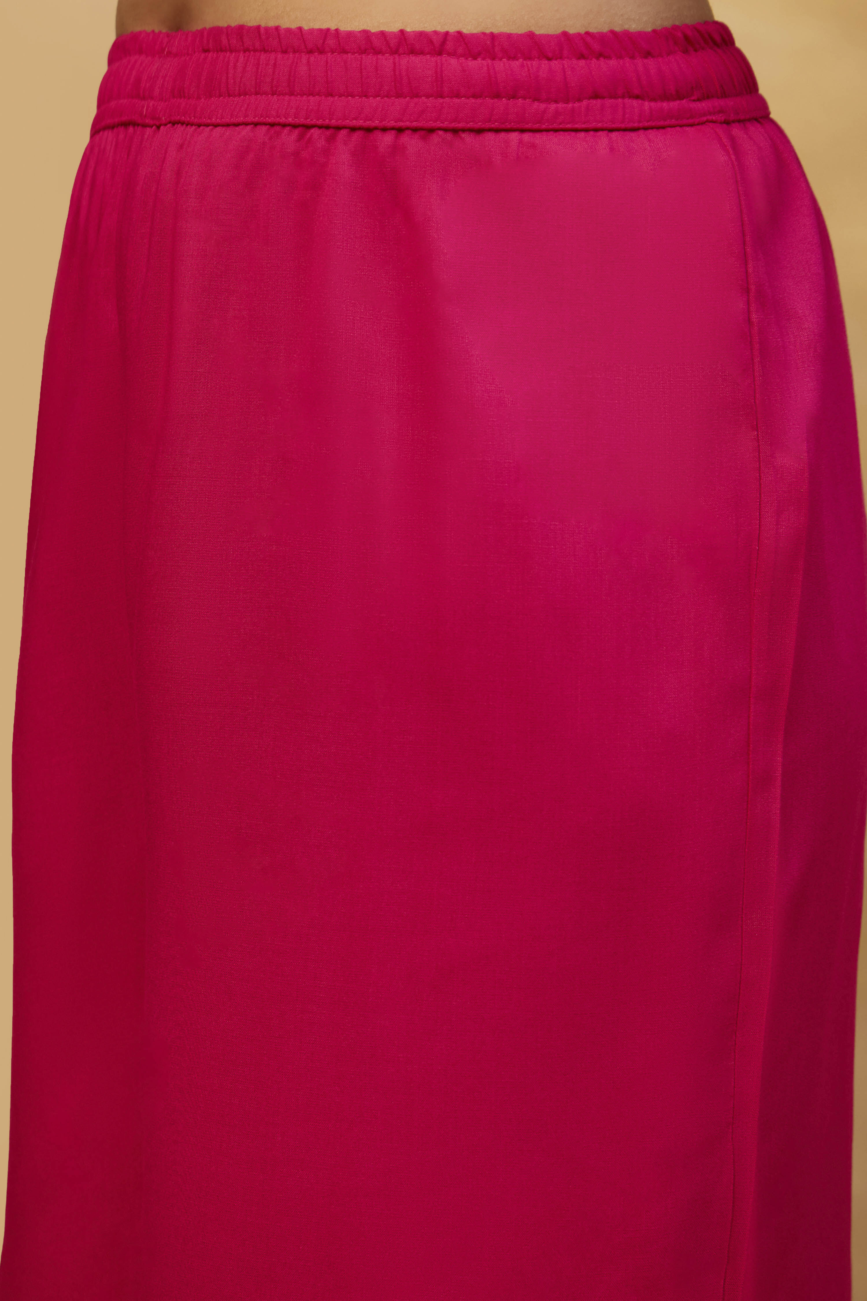 Fuschia Viscose Rayon Straight Printed  image number 2
