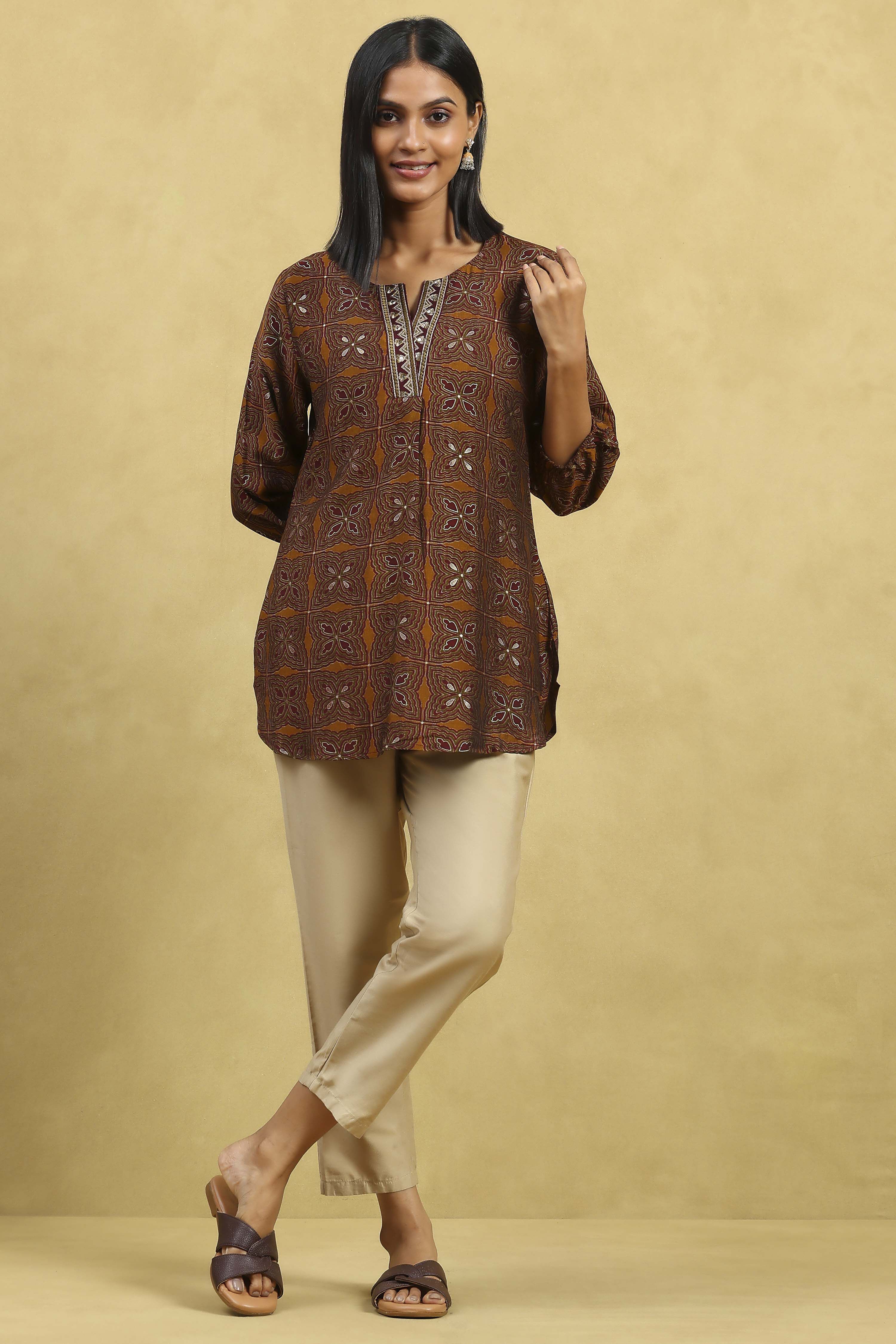 Mustard Viscose Blend Printed Straight Top image number 0