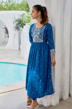 Indigo Embroidered Straight Kurta Set image number 1