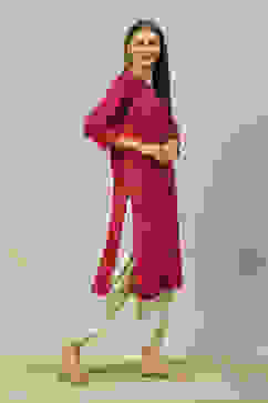 Pink LIVA Straight Printed Kurta image number 4