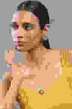 Black Brass Necklace Set image number 3