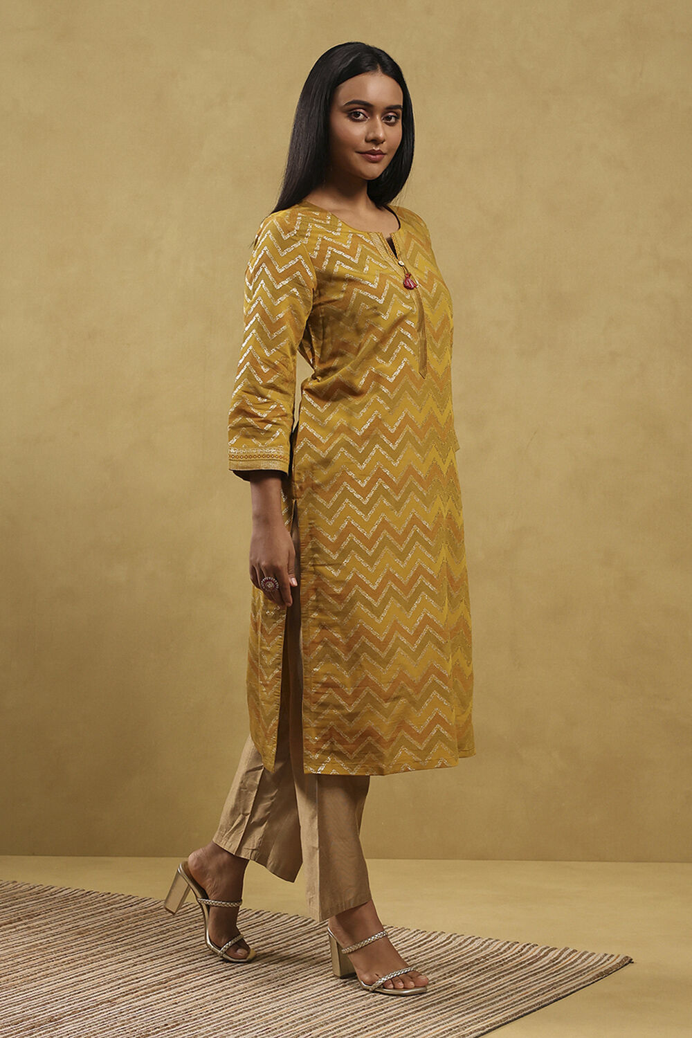Yellow Viscose Blend Printed Straight Kurta image number 5