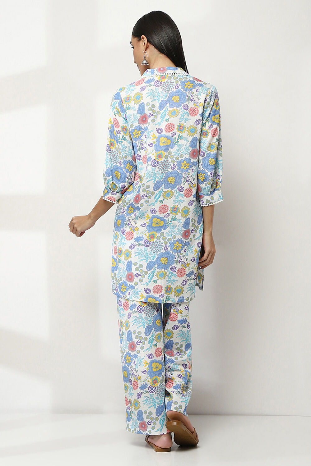 Aqua Floral Printed Straight Co-ord Set image number 4