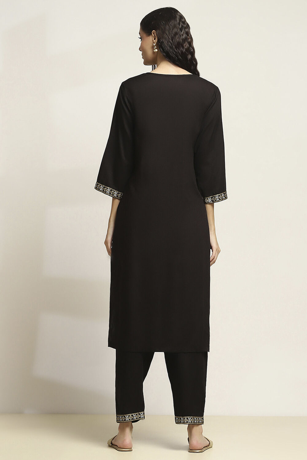 Black Viscose Rayon Printed Straight Kurta Pants Set image number 4