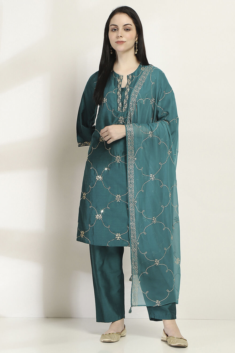 Purple Embroidered Straight Suit Set image number 6