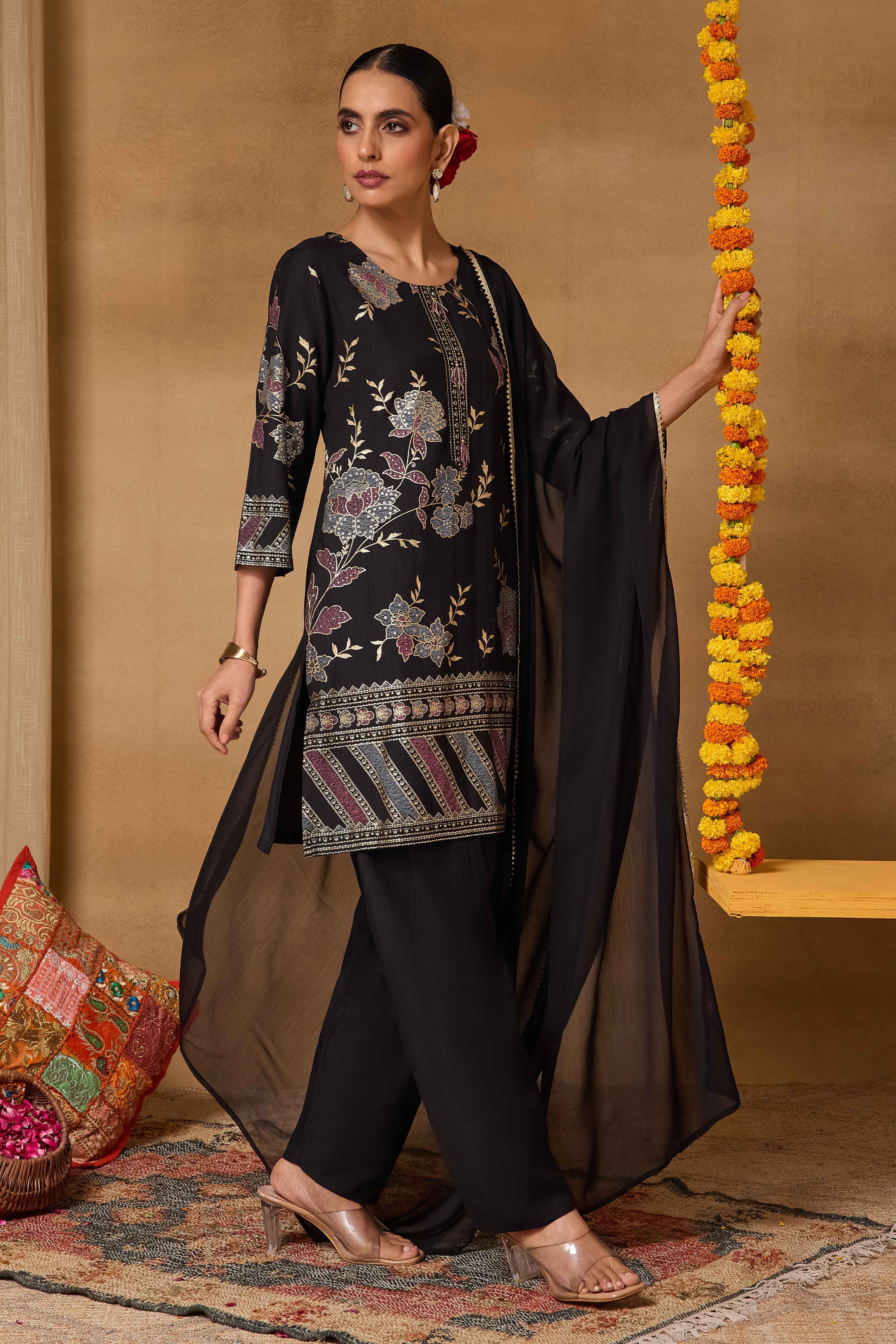 Black Viscose Blend Straight Printed Suit Set image number 6