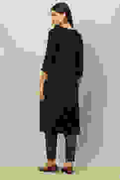 Black Viscose Blend Straight Solid Kurta Pants Suit Set image number 4