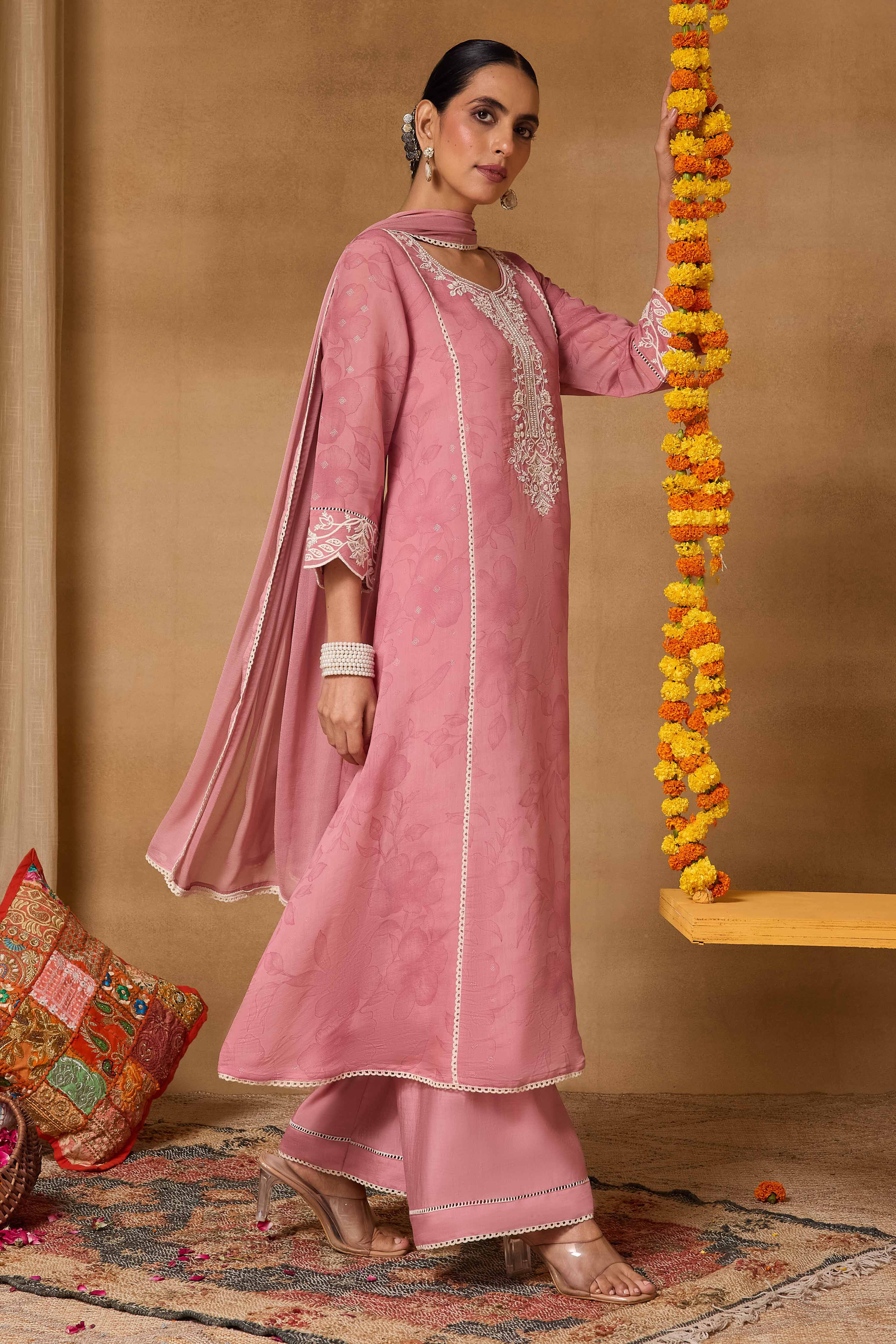 Pink Polyester A-Line Printed Suit Set image number 6