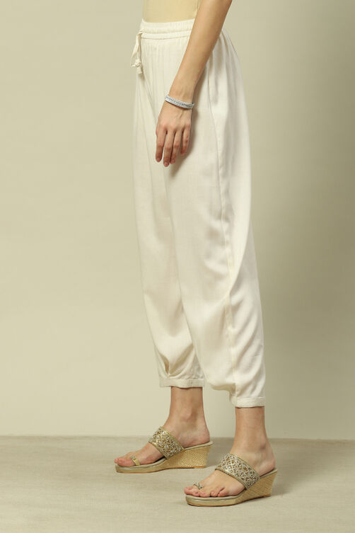 Off White LIVA Straight Solid Palazzos image number 2