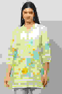 Green Rayon Printed Straight Top image number 5