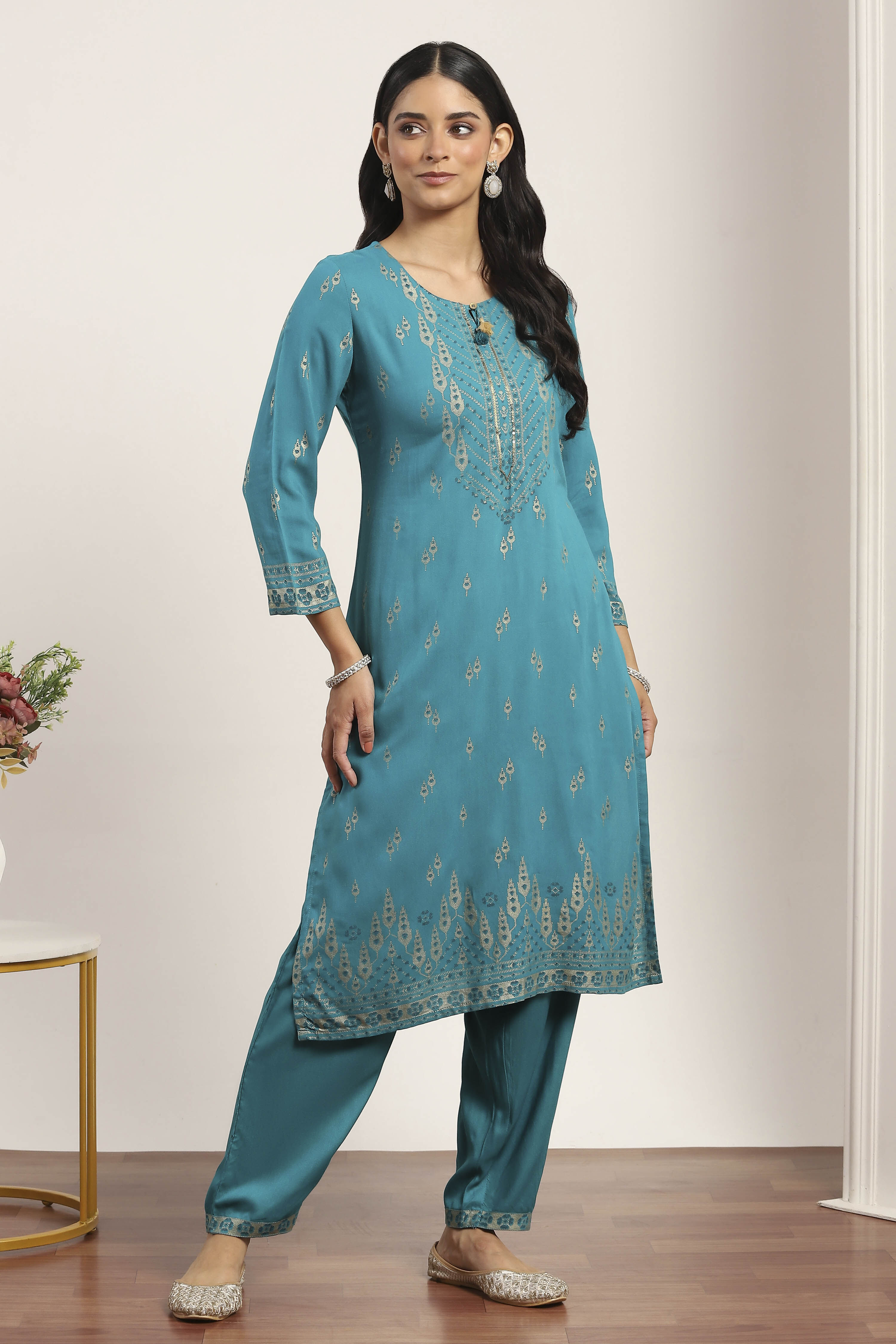 Red Rayon Straight Suit Sets image number 5