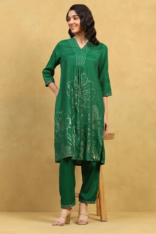 modern diwali outfits