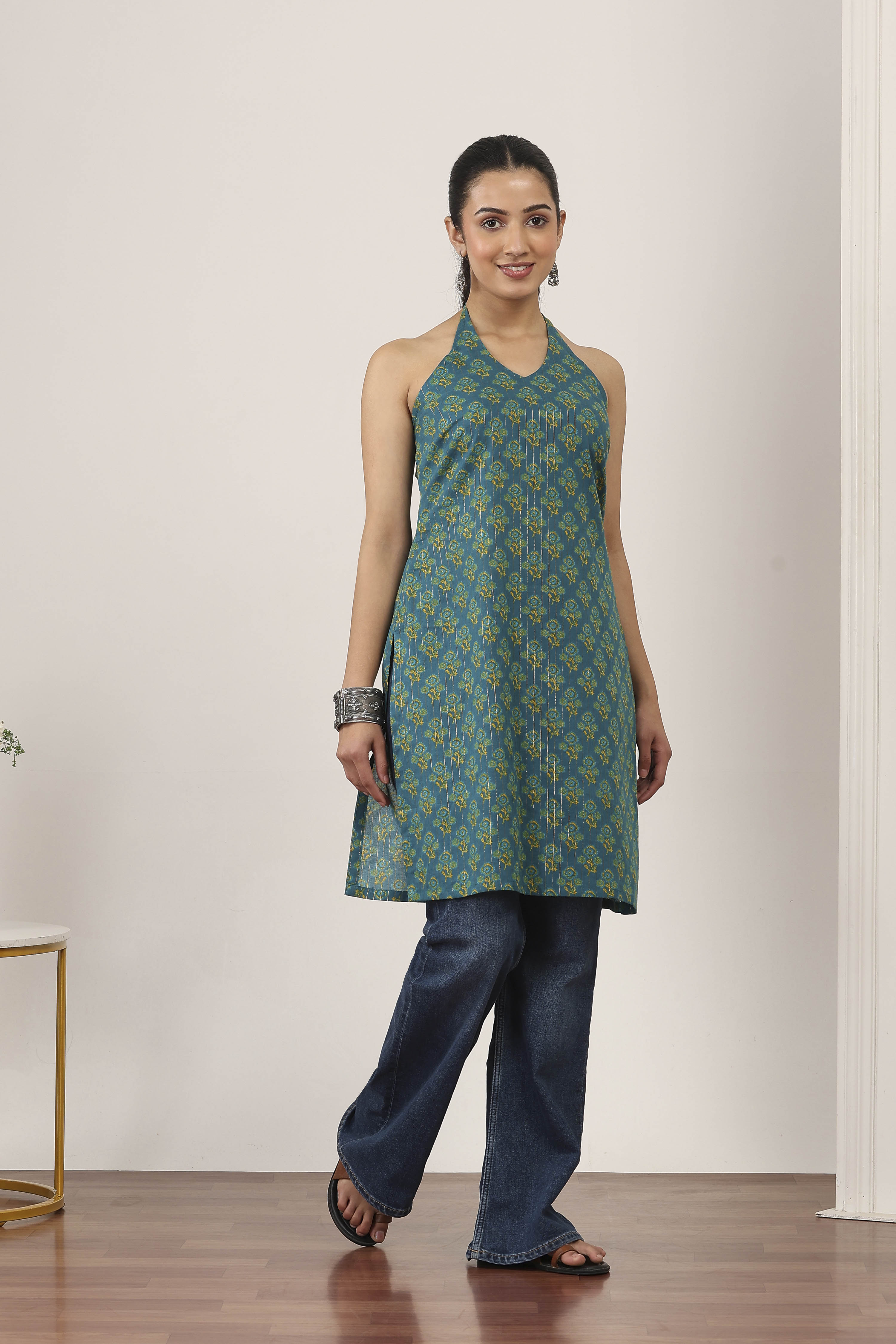 Blue Cotton Straight Kurtas image number 4