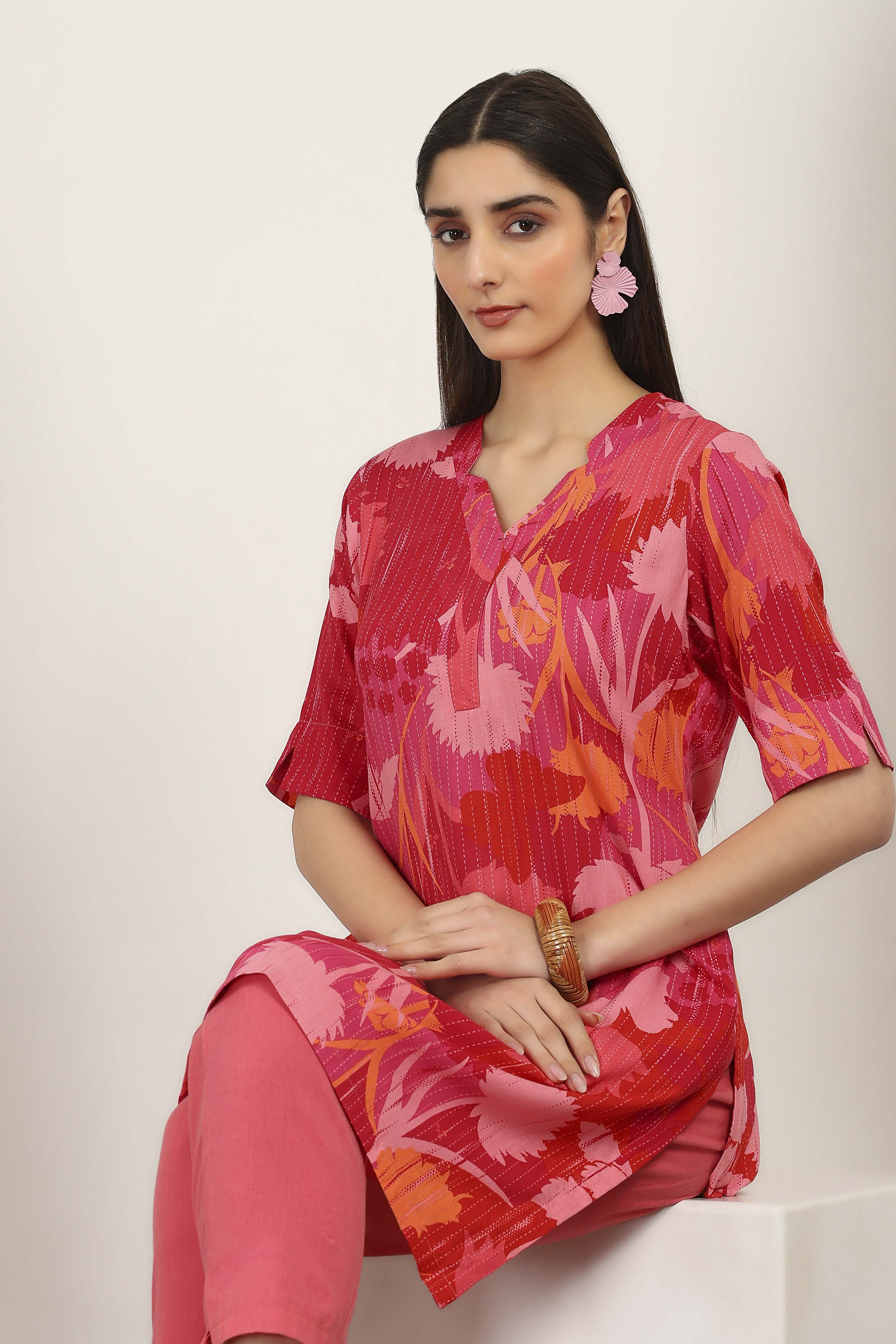 Green Rayon Straight Kurtas image number 6