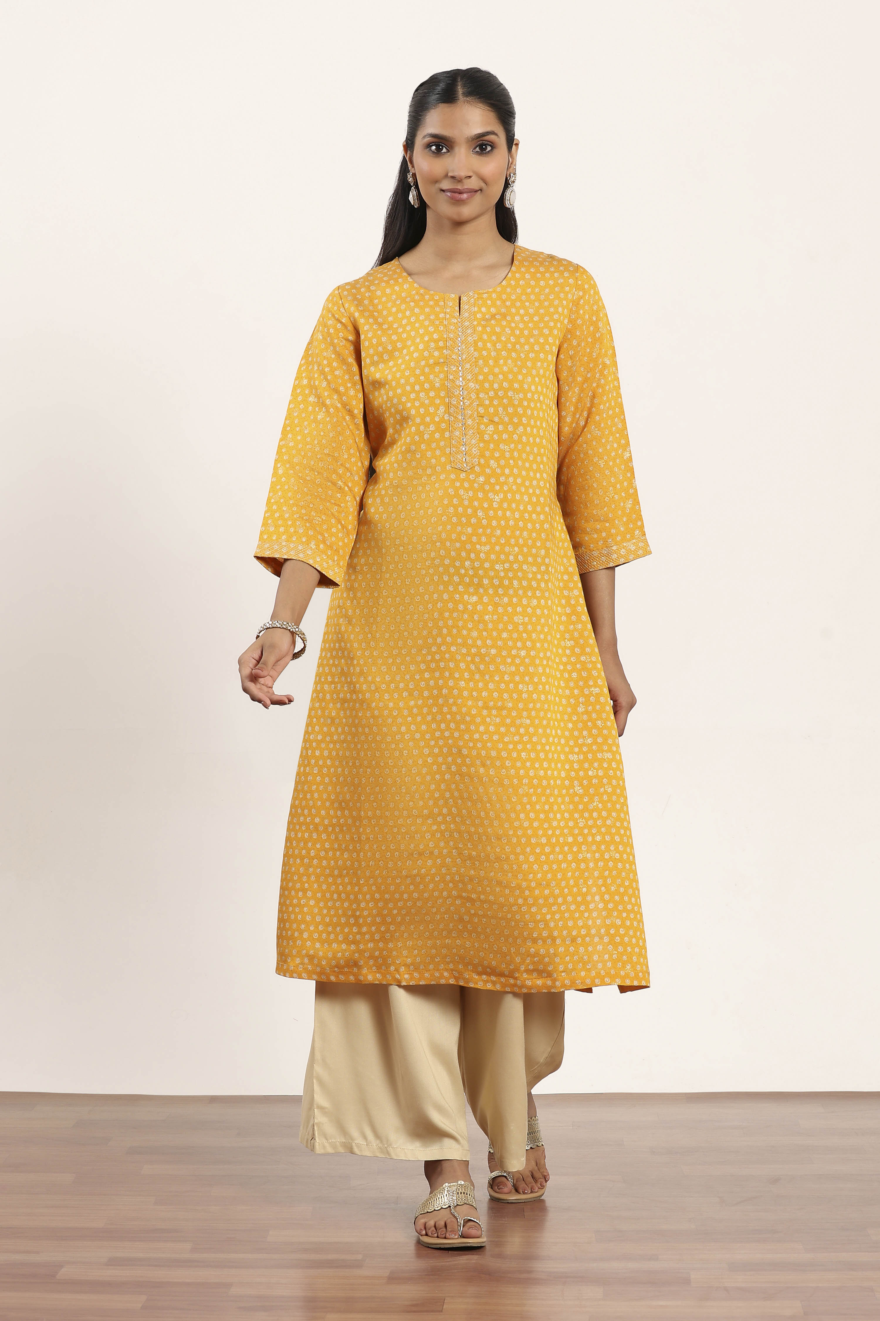 Yellow Viscose Rayon Straight Kurta Pants Set image number 6