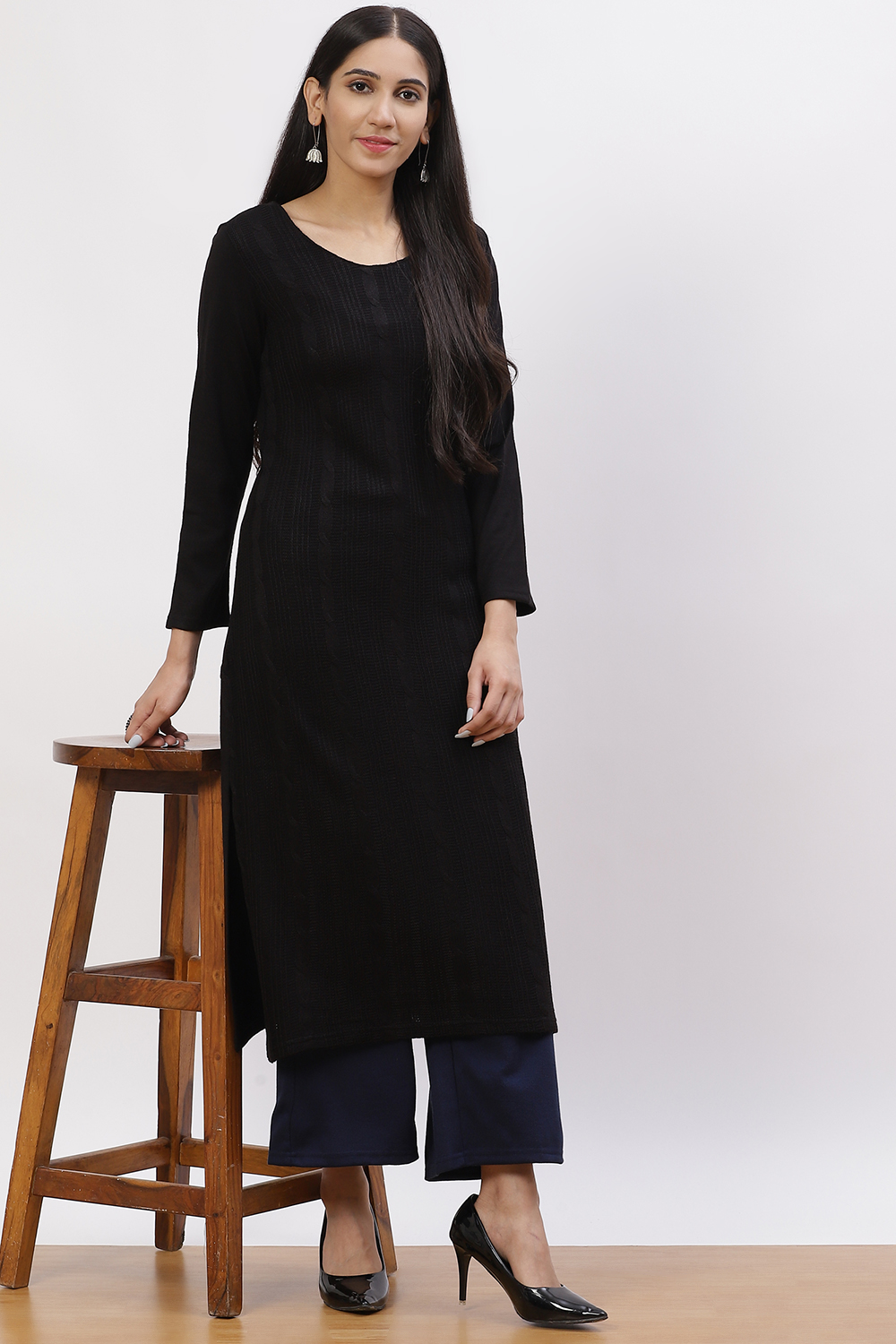 Black Acrylic Straight Kurta image number 4