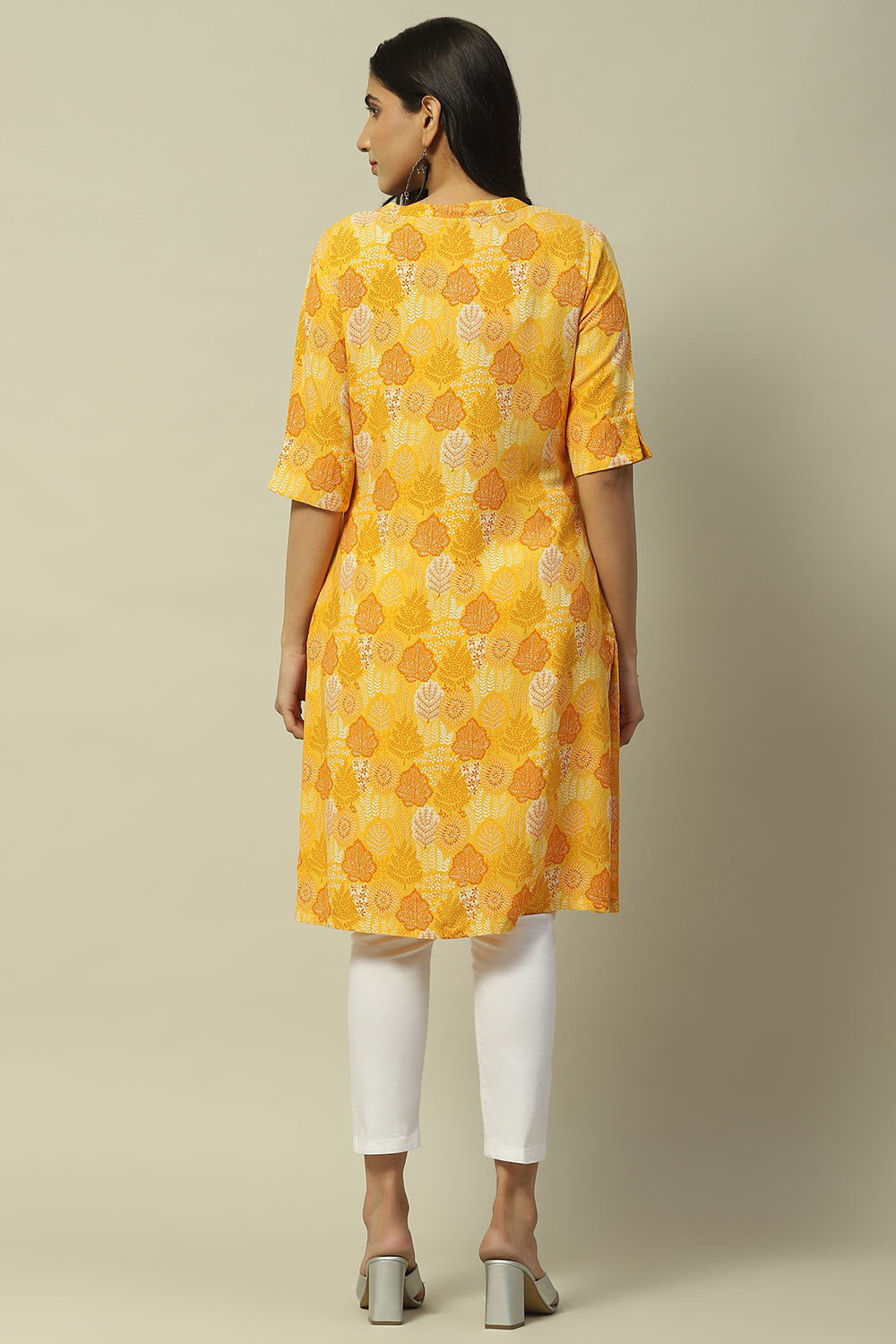 Yellow Rayon Staight Kurta image number 3