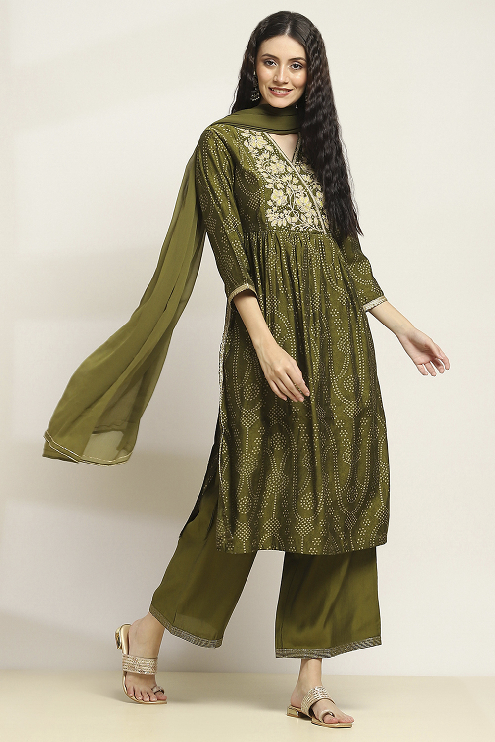Green Viscose Blend Printed Gathered Suit Set image number 5