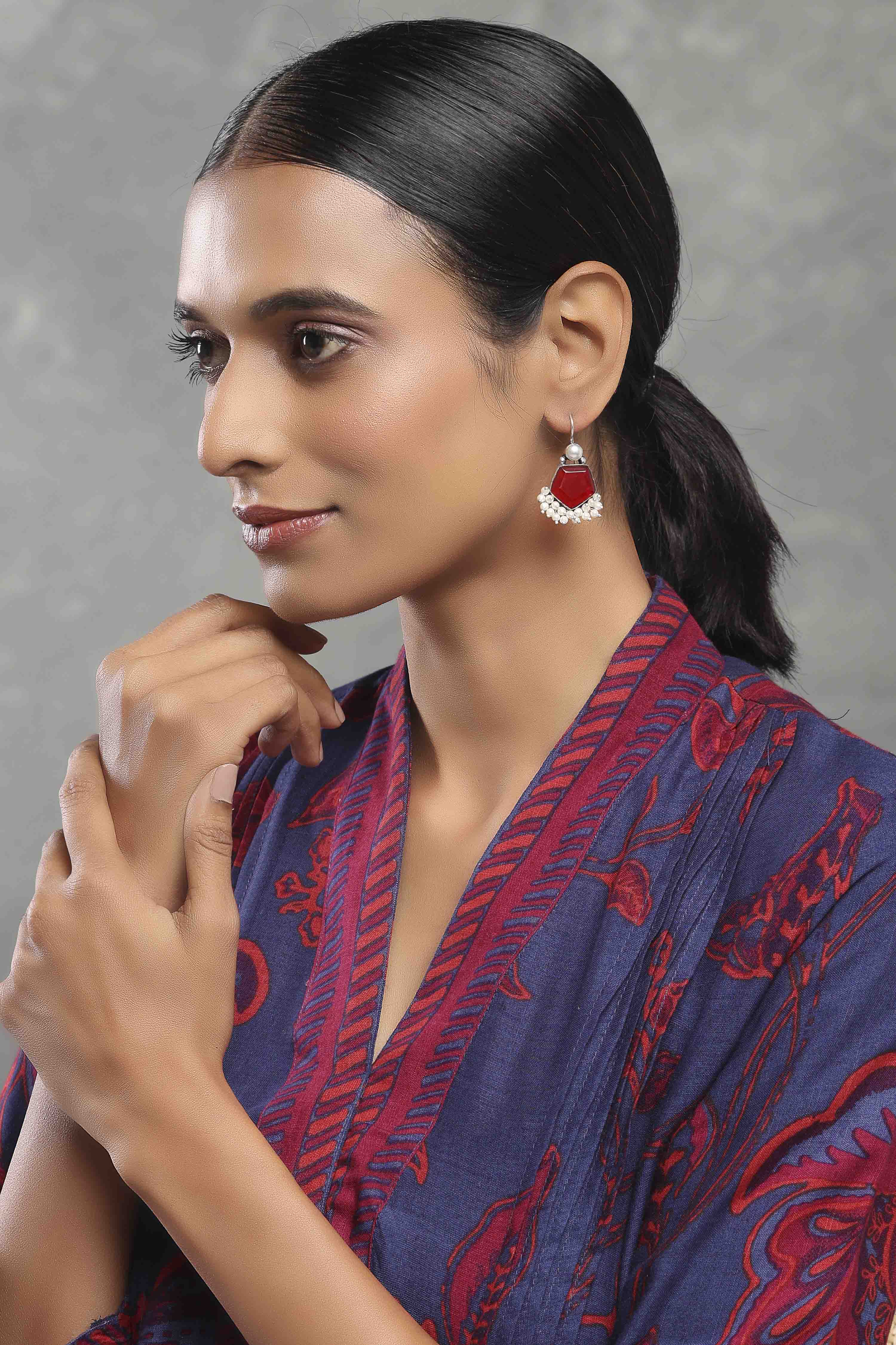 Red Brass Drop & Danglers image number 3