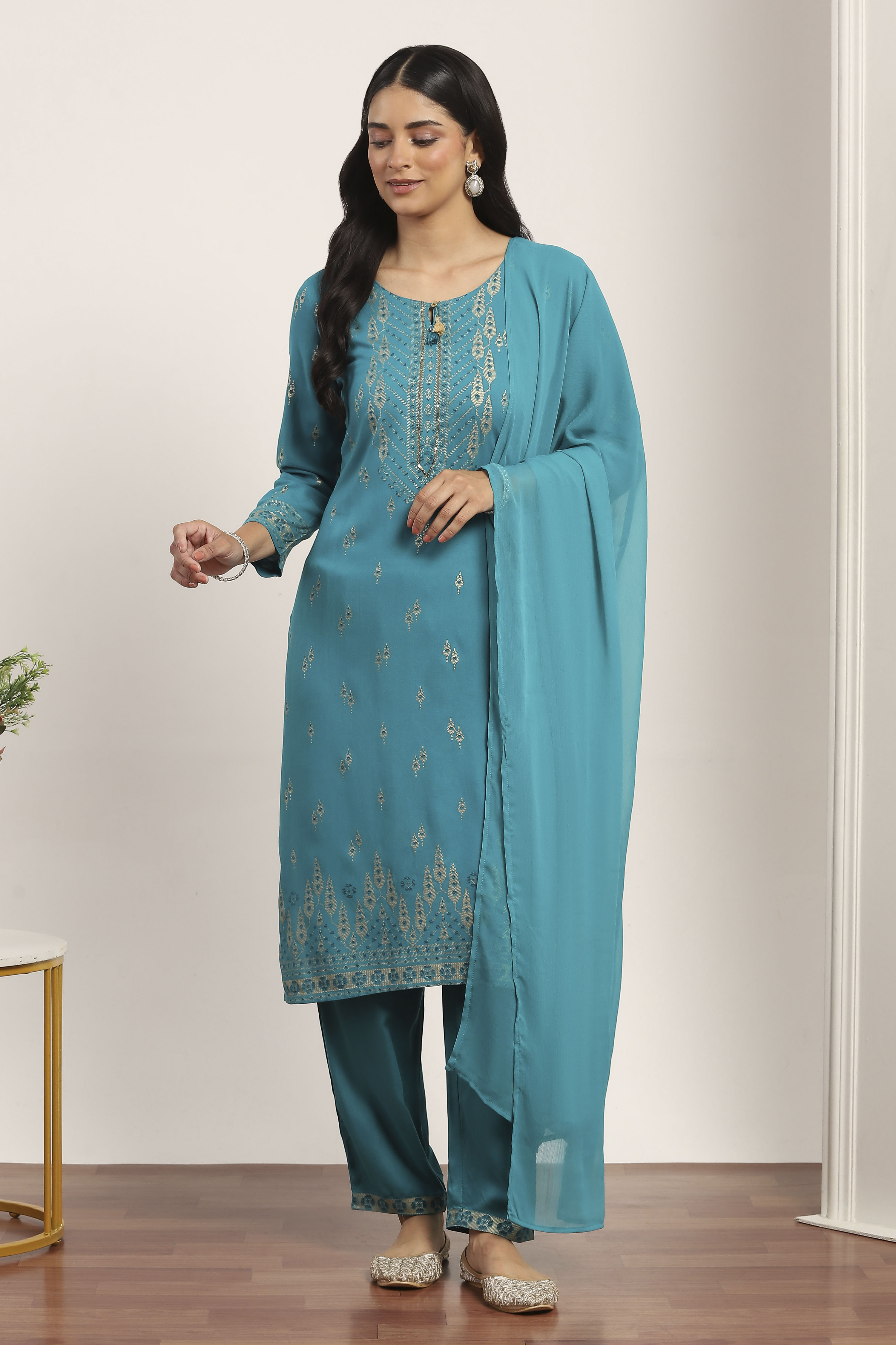 Red Rayon Straight Suit Sets image number 6