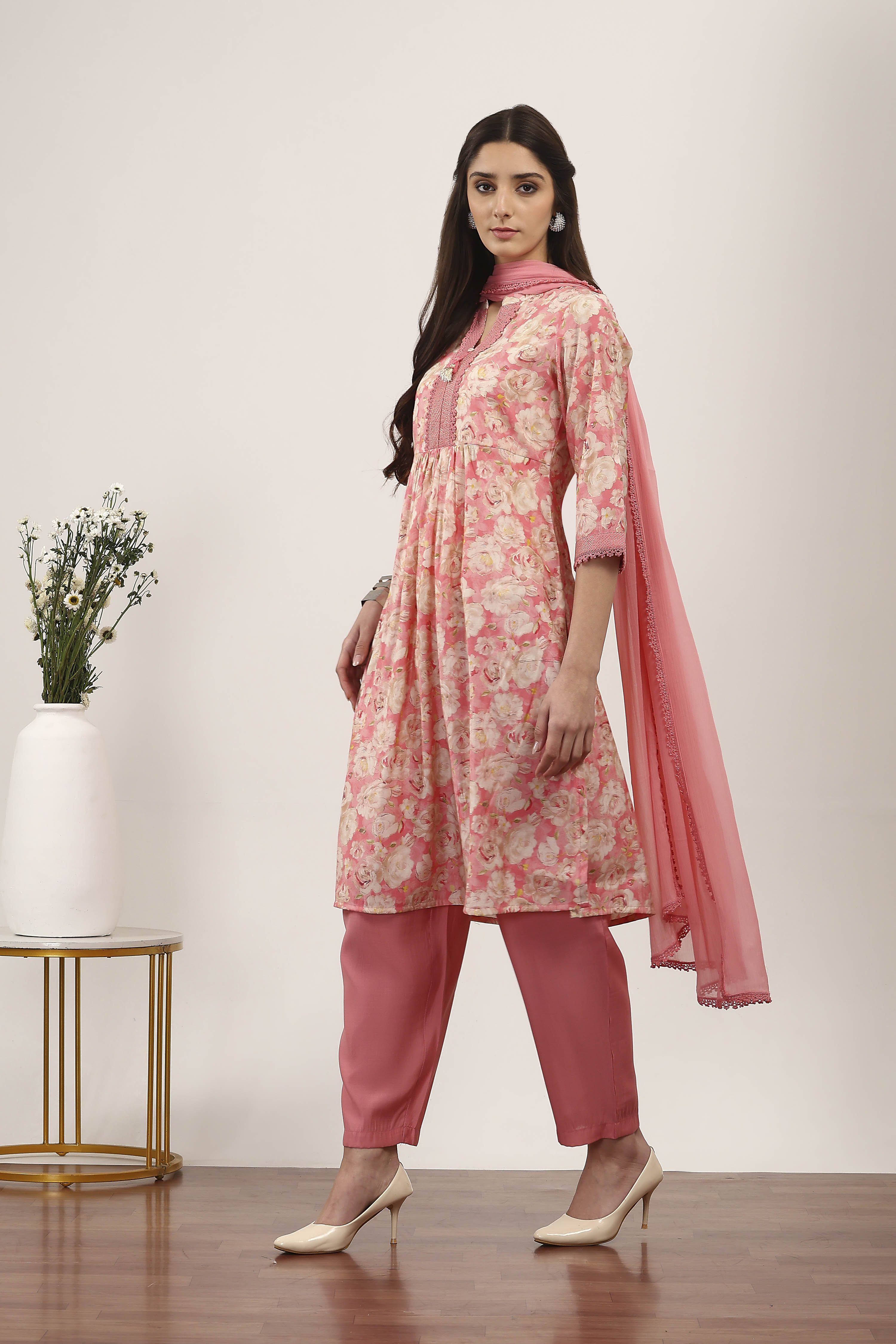 Pink Viscose Polyester Gathered Suit Sets image number 3