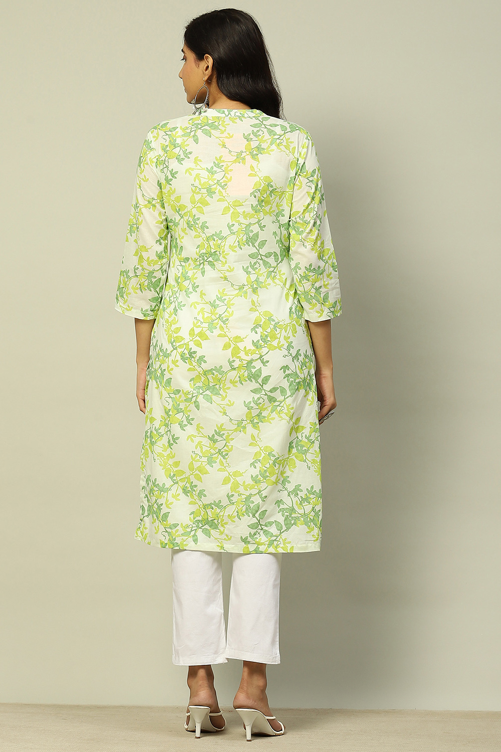 White and Blue Cotton Floral Printed Straight Kurta image number 3