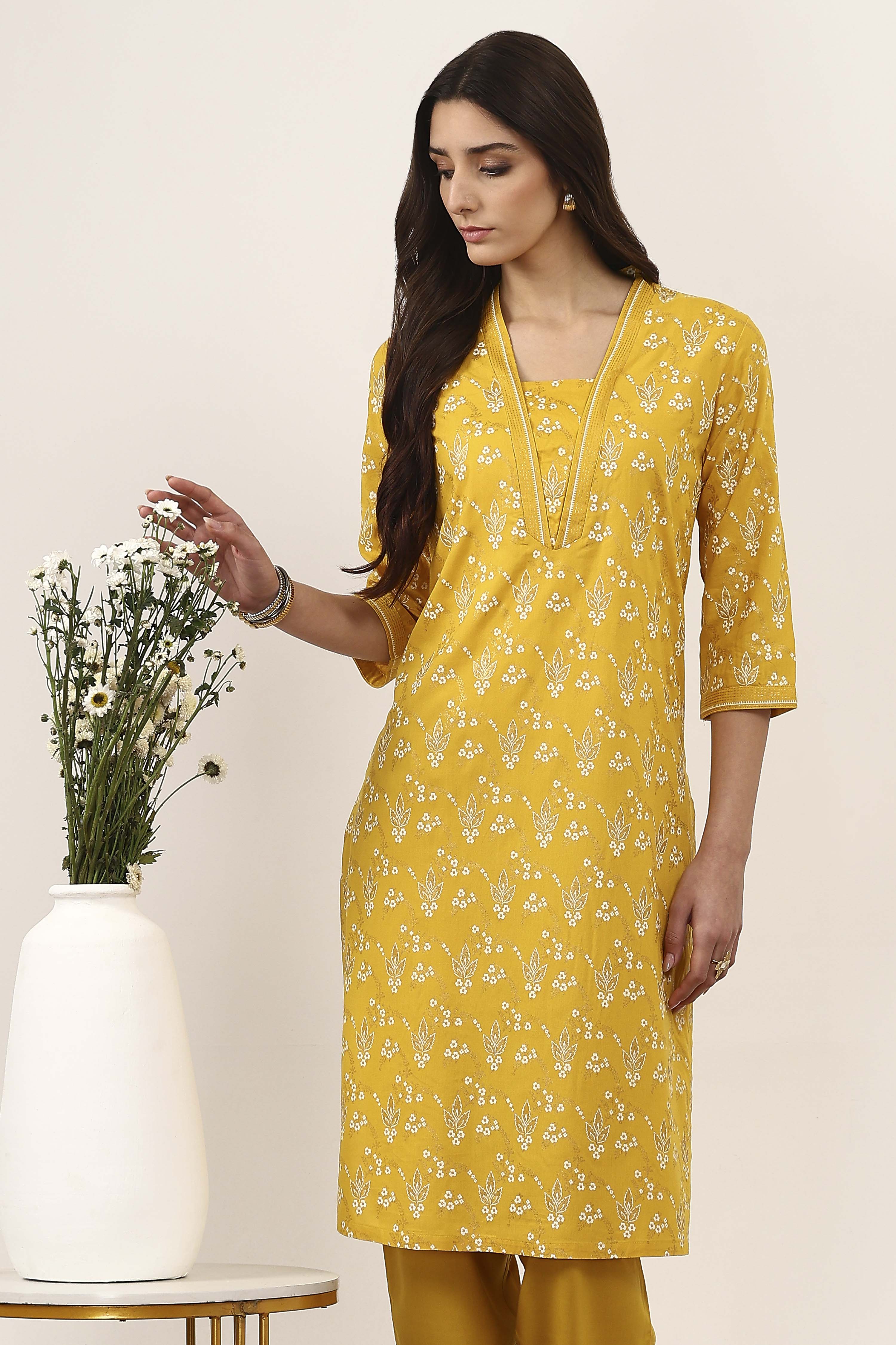 Pink Viscose Rayon Kurta Pants Set image number 7