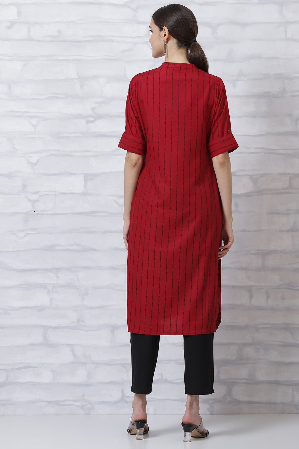 Off-white Printed Straight Kurta image number 4
