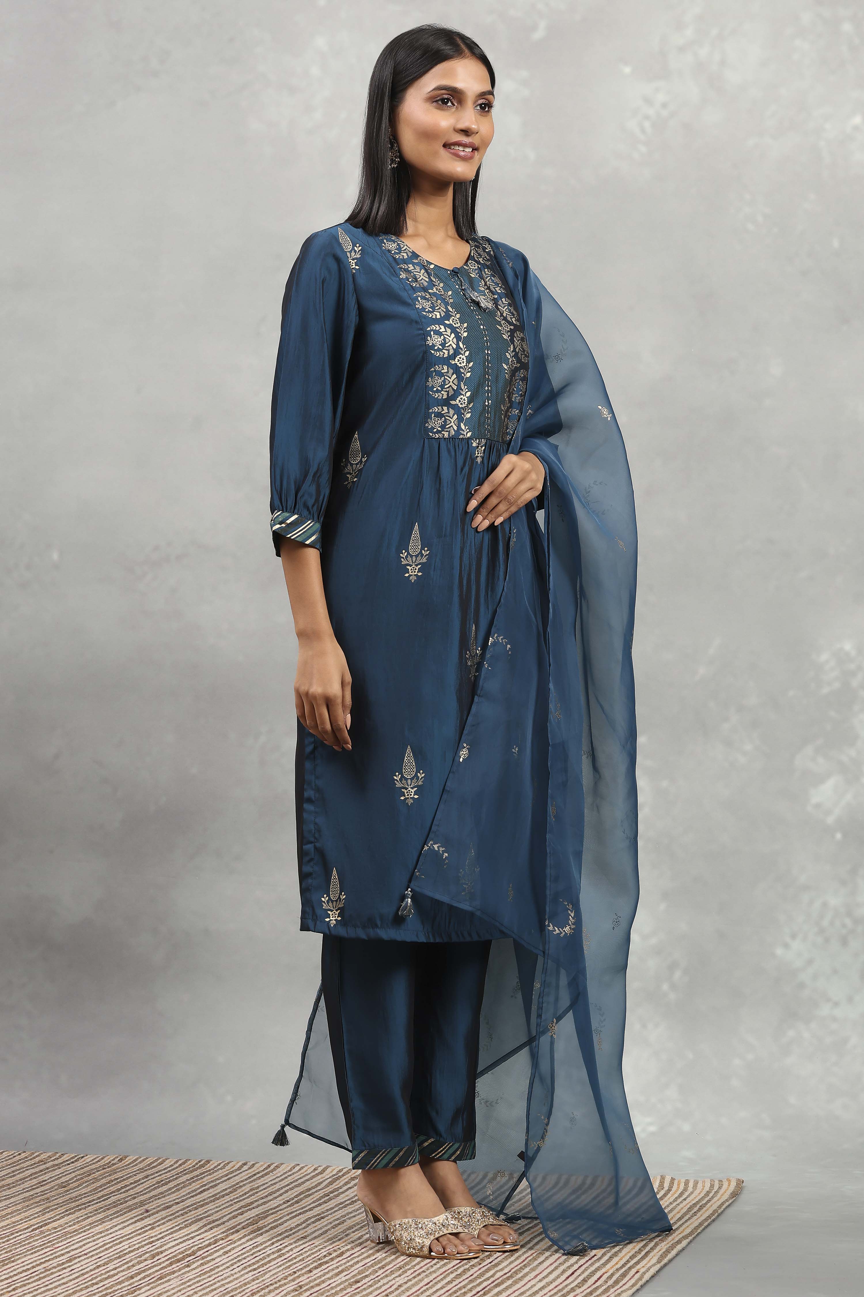 Blue Polyester Blend Printed Gathered Suit Set image number 5