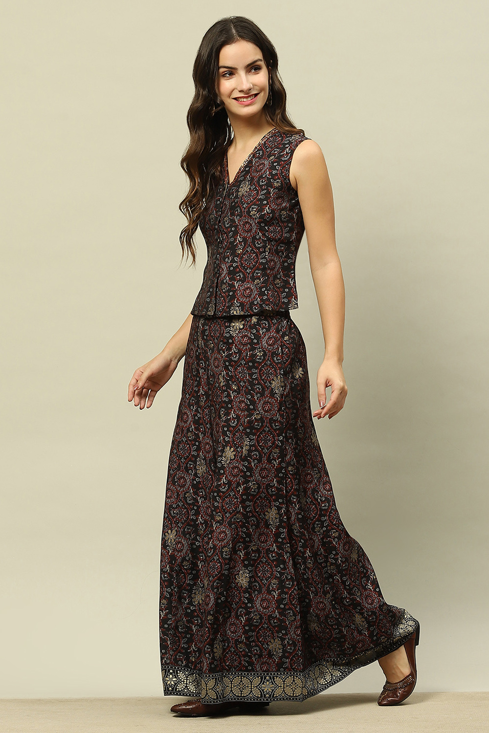 Black Viscose Blend Straight Printed Kurta Palazzo Suit Set image number 3