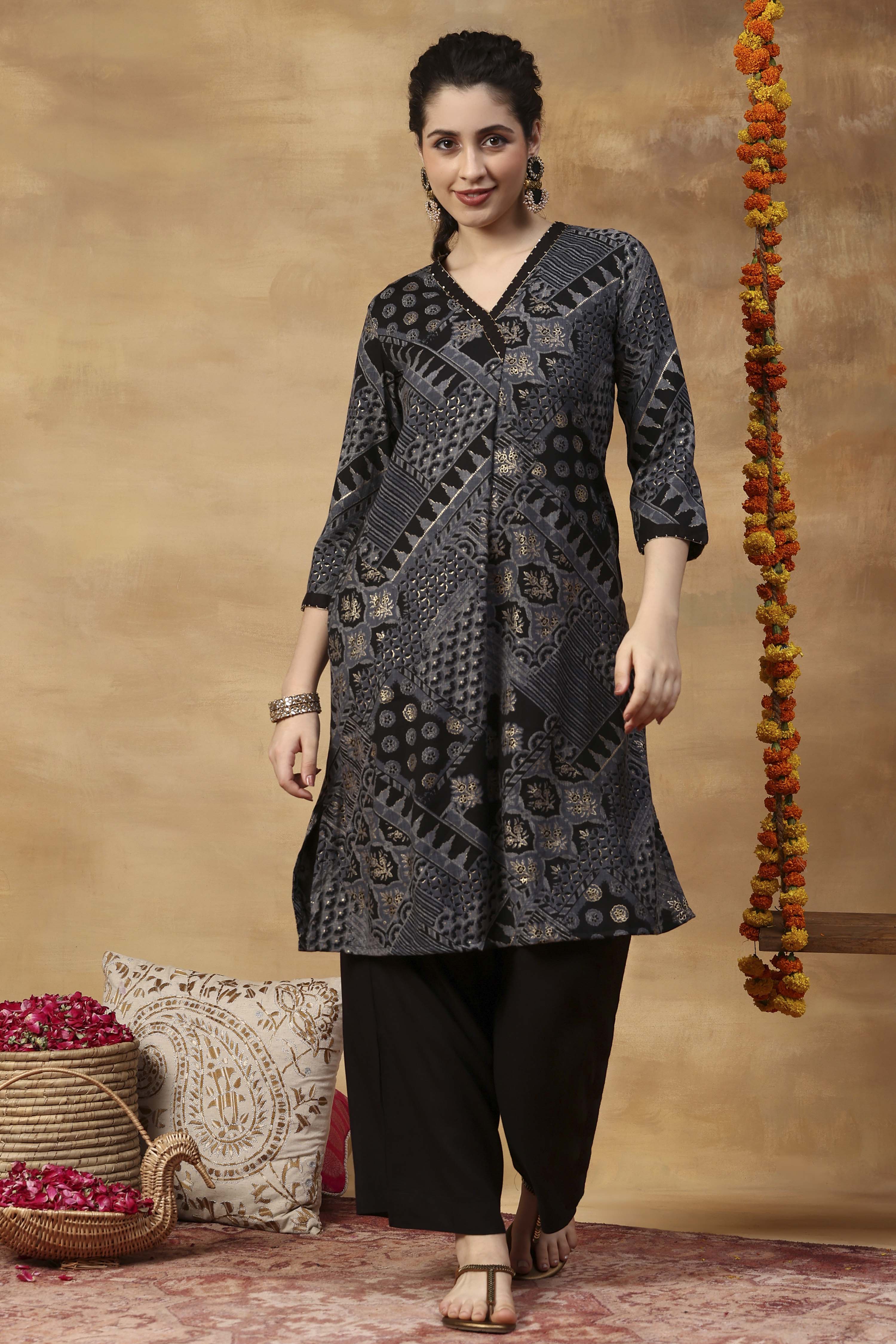 Black Viscose Blend Straight Printed Kurta Pants Set image number 0