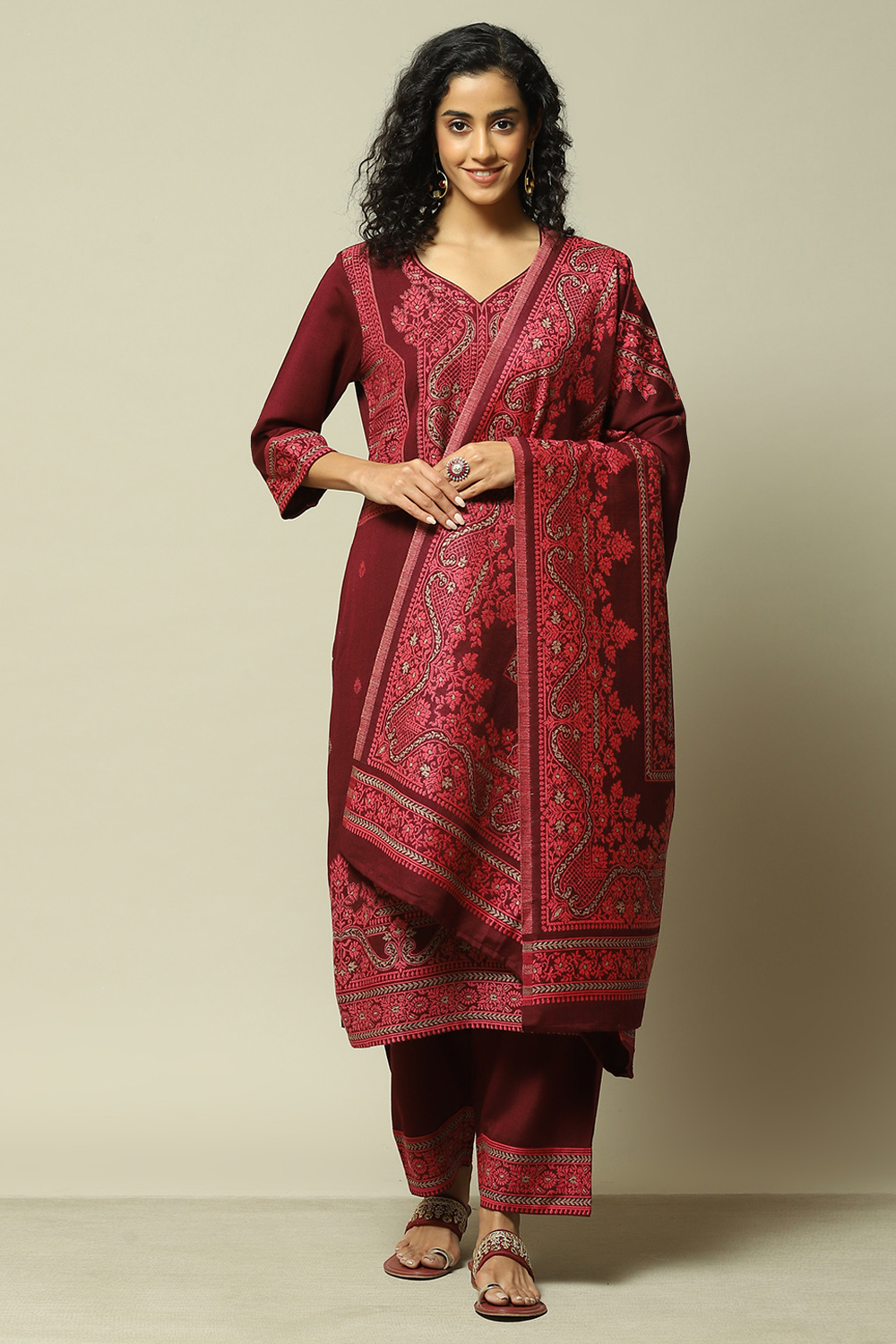 Maroon Poly Viscose Straight Yarndyed Kurta Palazzo Suit Set image number 7