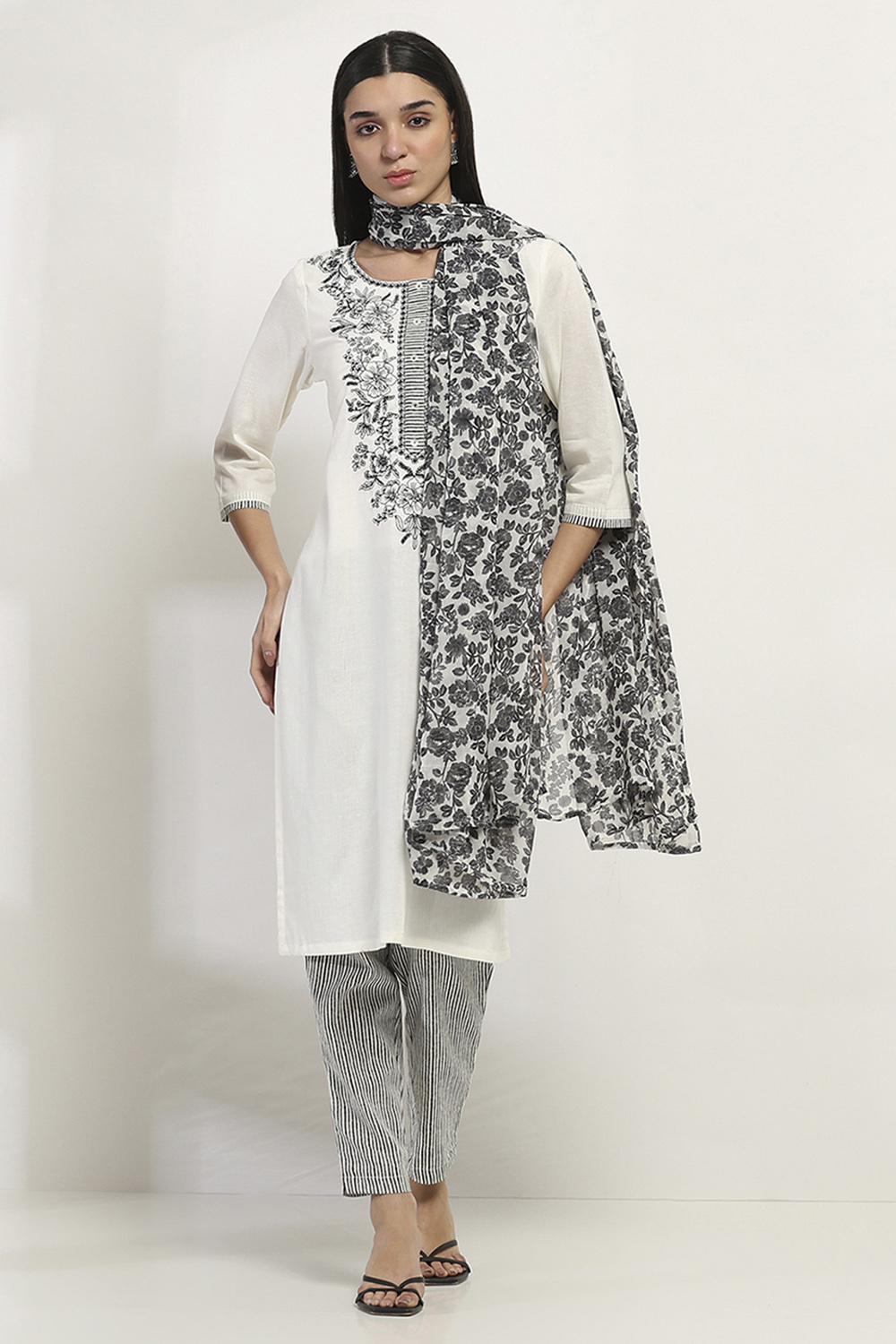 White Viscose Straight SET image number 6
