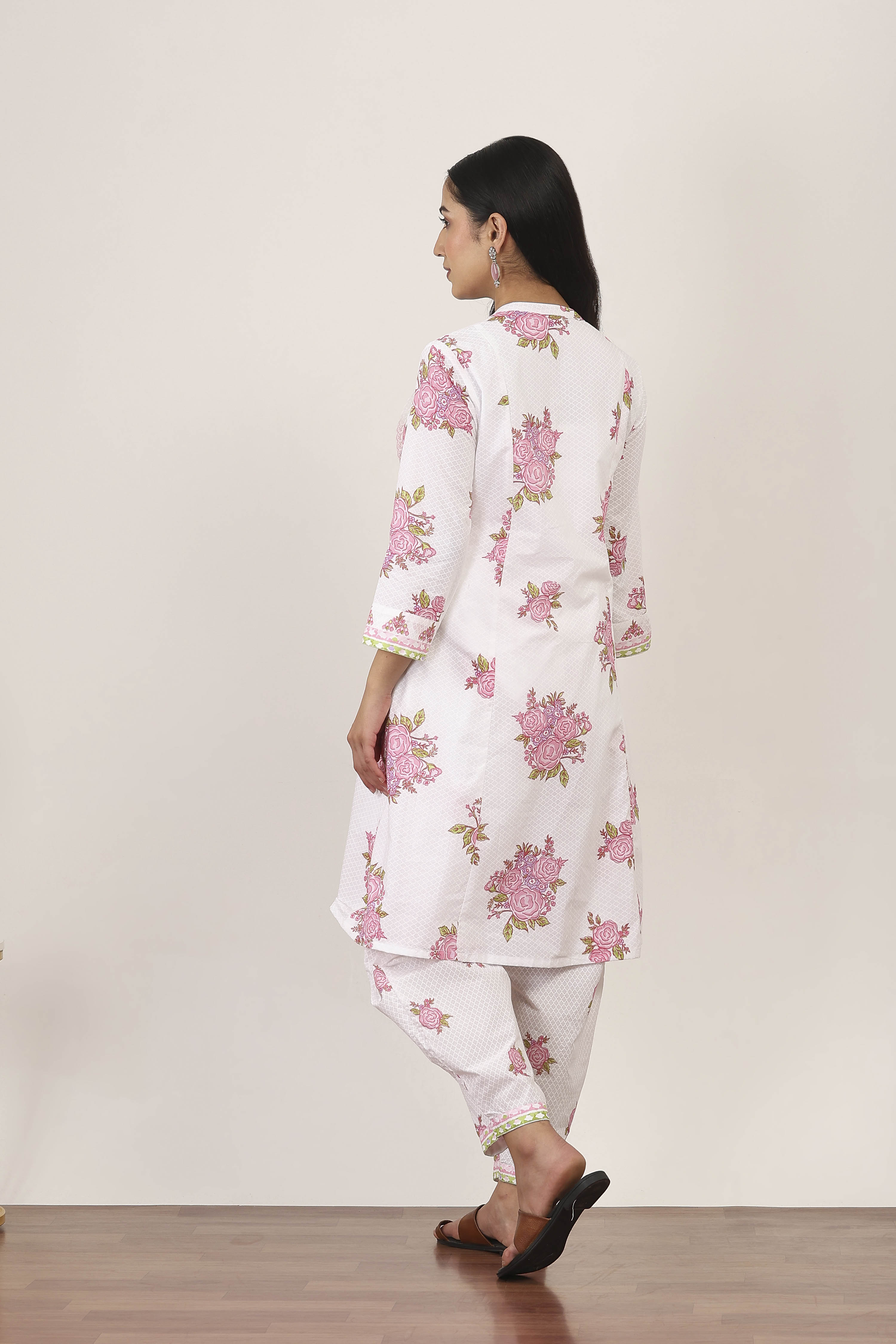 White Cotton A-Line Suit Sets image number 4