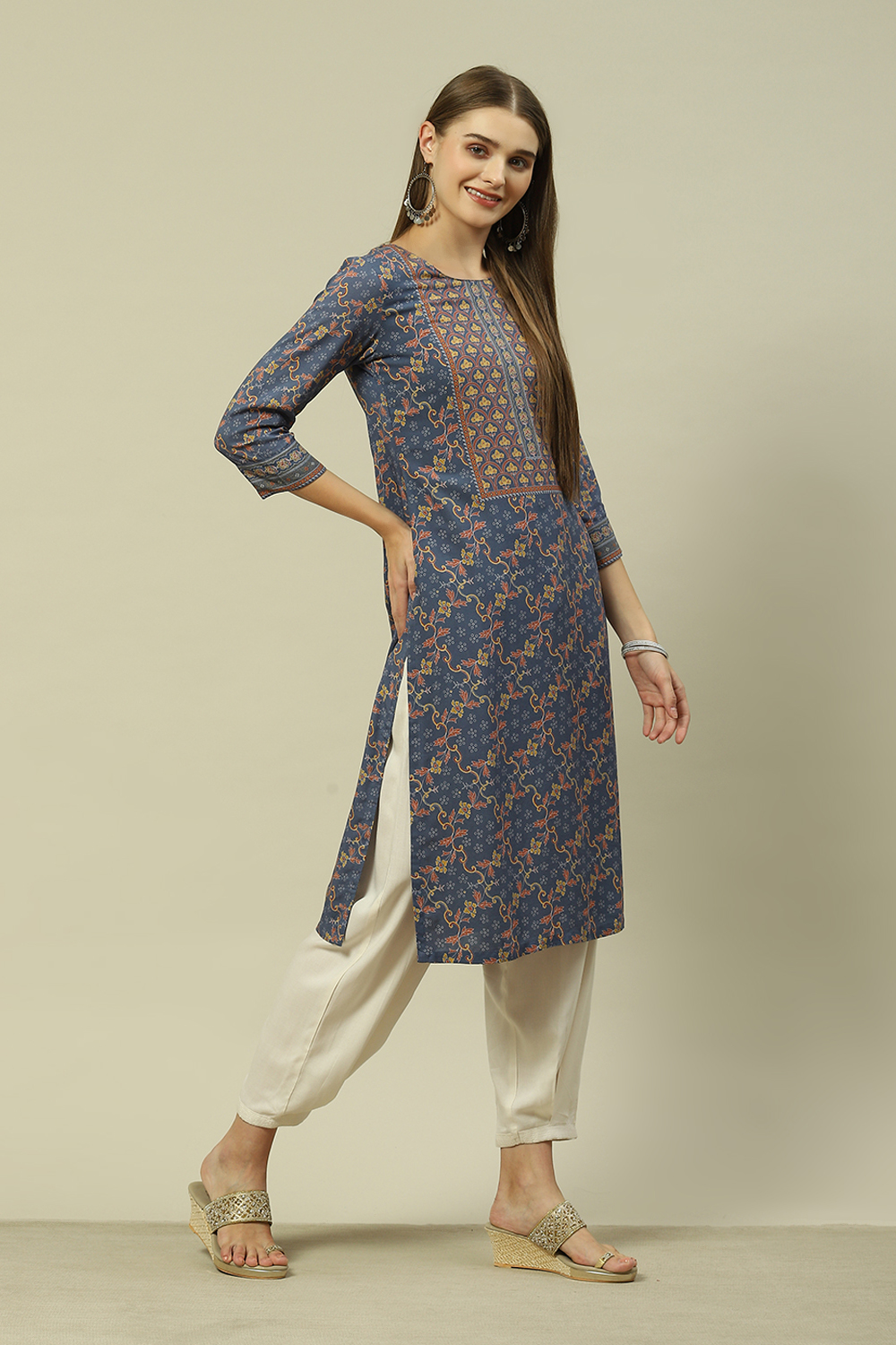 Pink LIVA Straight Printed Kurta image number 3