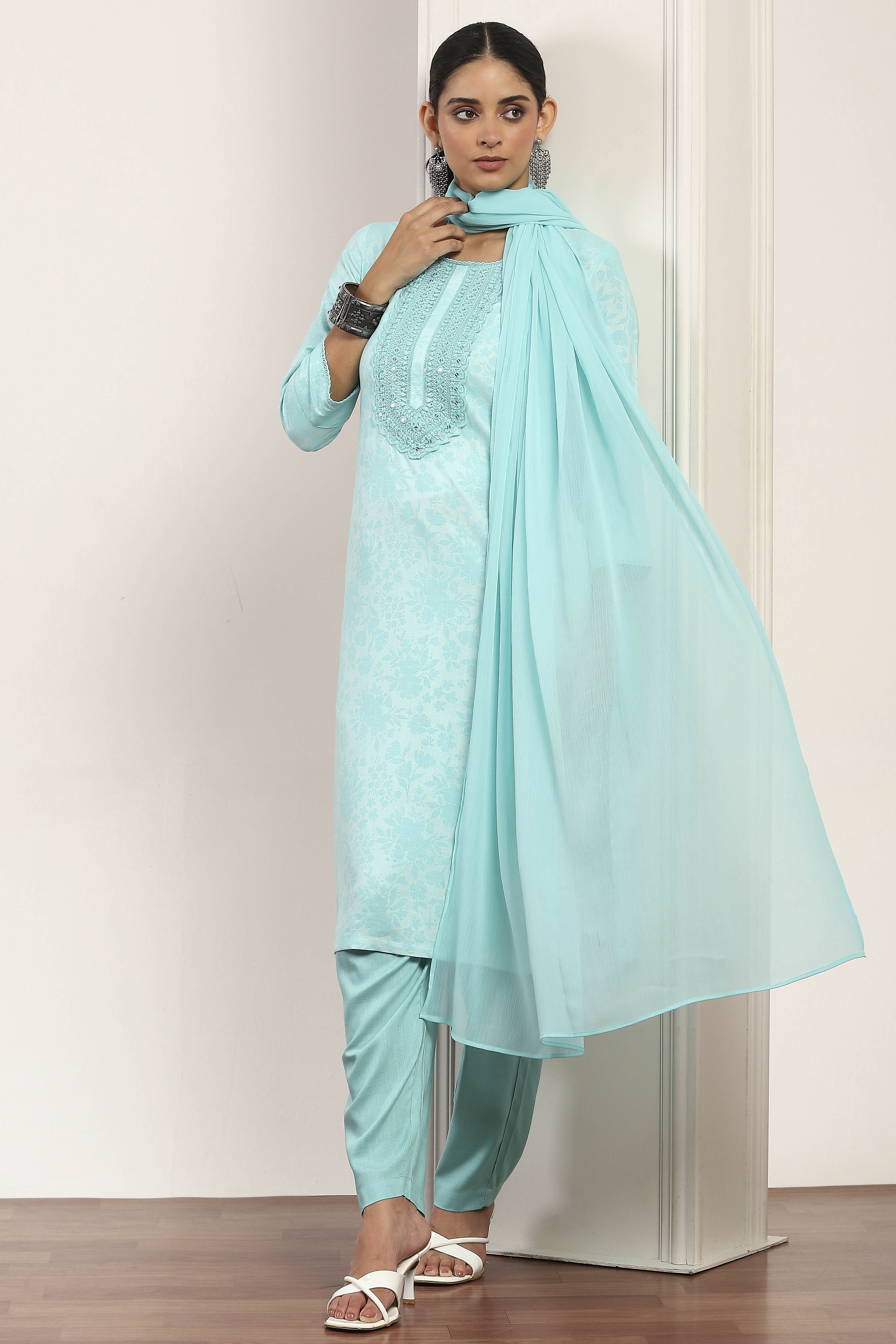Blue Rayon Straight Suit Sets image number 6