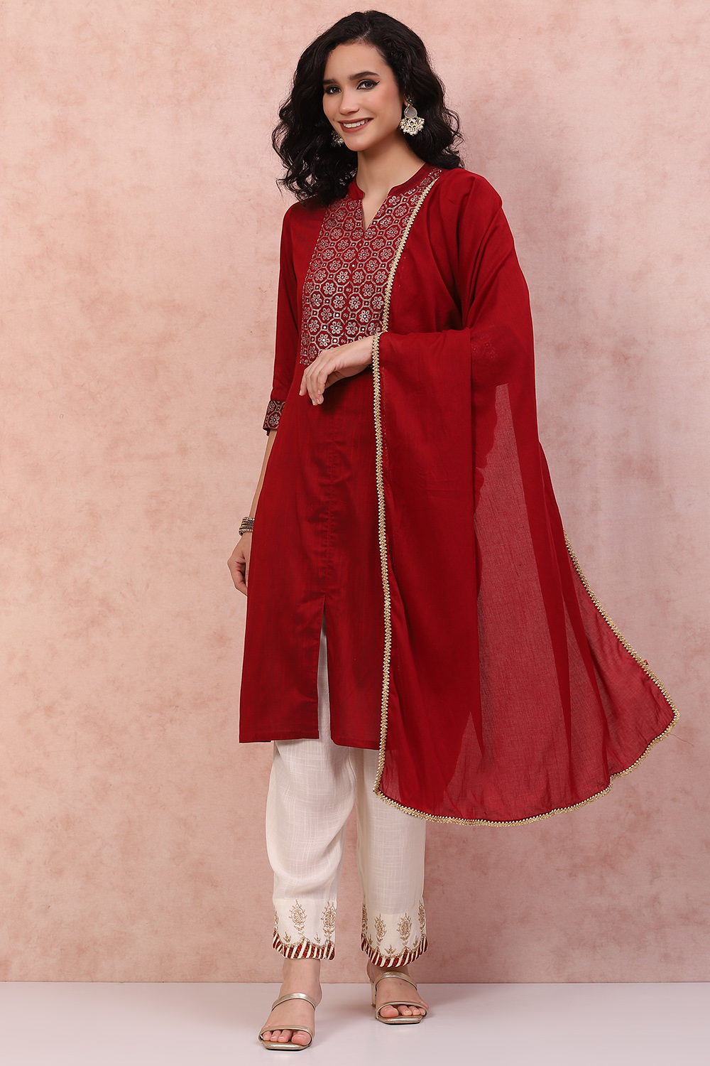 Maroon Cotton Dupatta image number 0