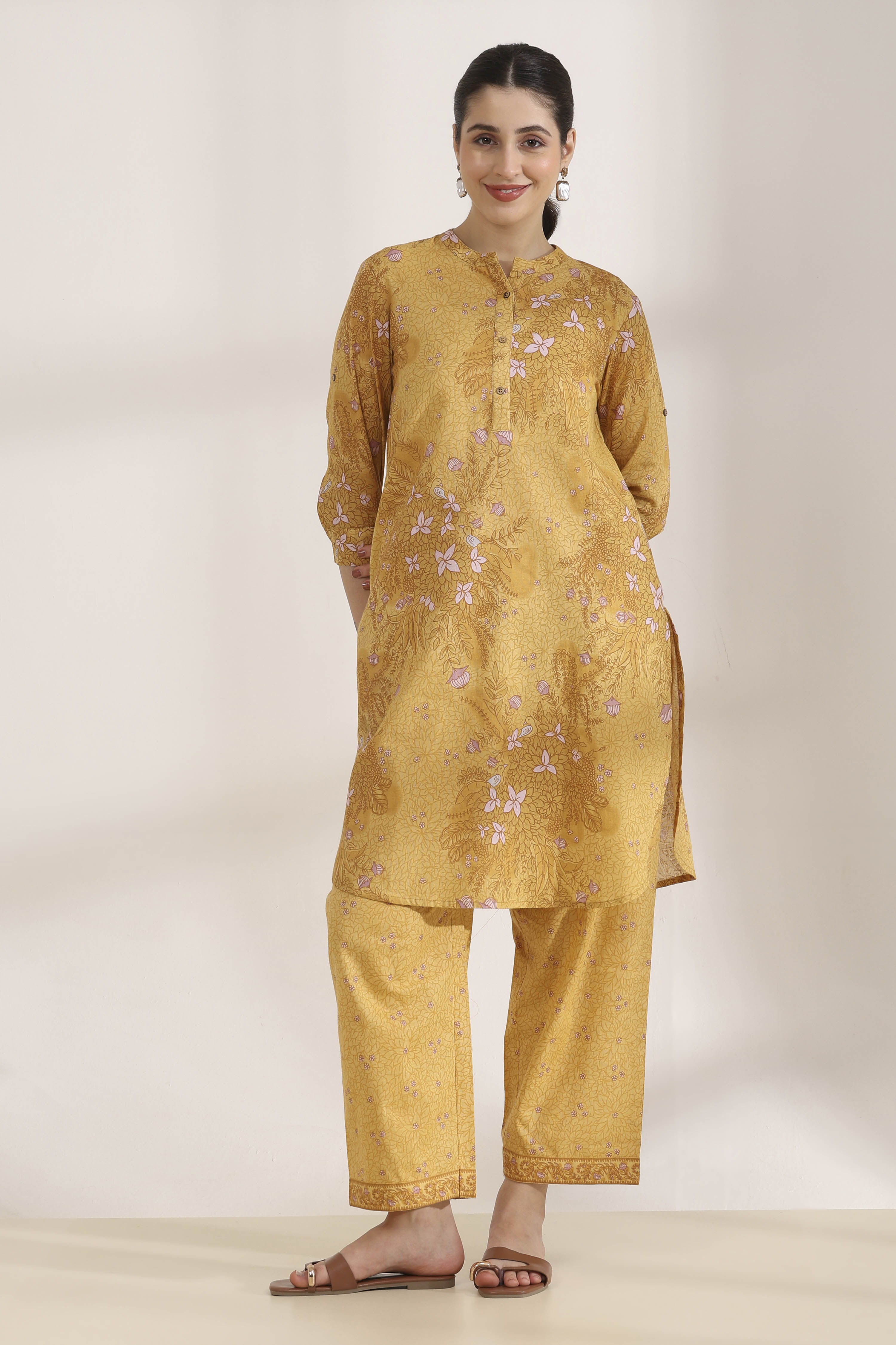 Gray Cotton Flex Straight Printed Kurta Pants Set image number 6